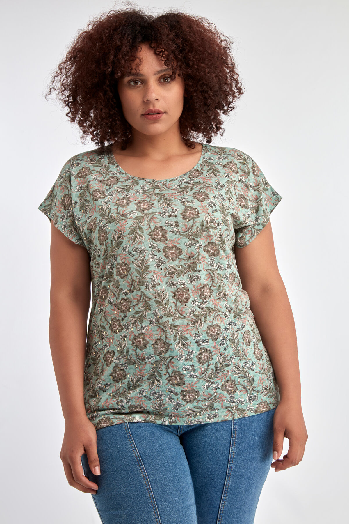 Haut avec manches ajour&eacute;es image number 0