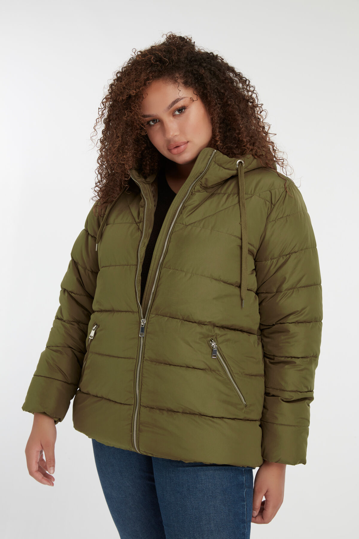 Veste matelass&eacute;e &agrave; capuche  image number 5