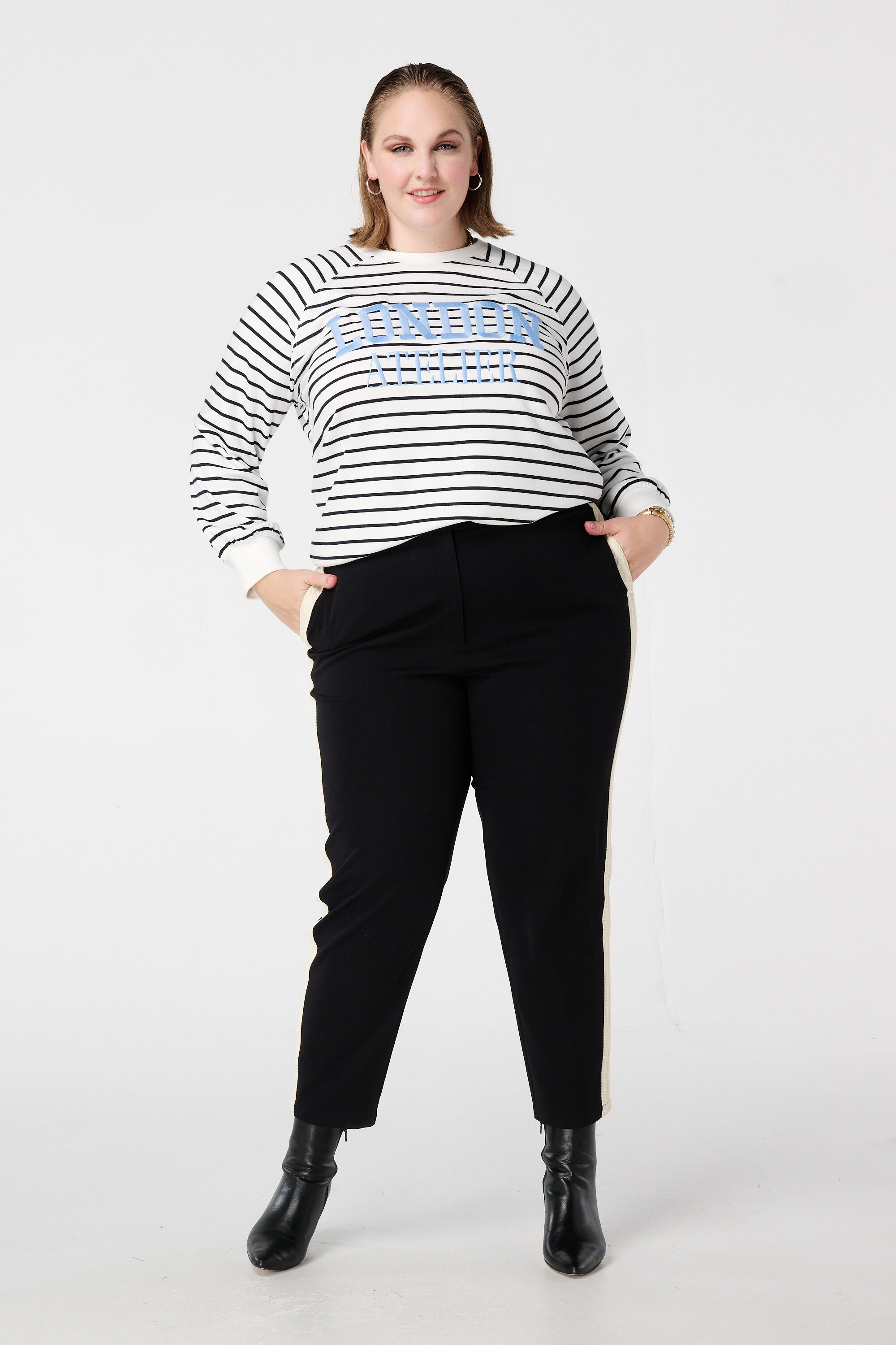 Sweat &agrave; rayures avec inscription image number 5