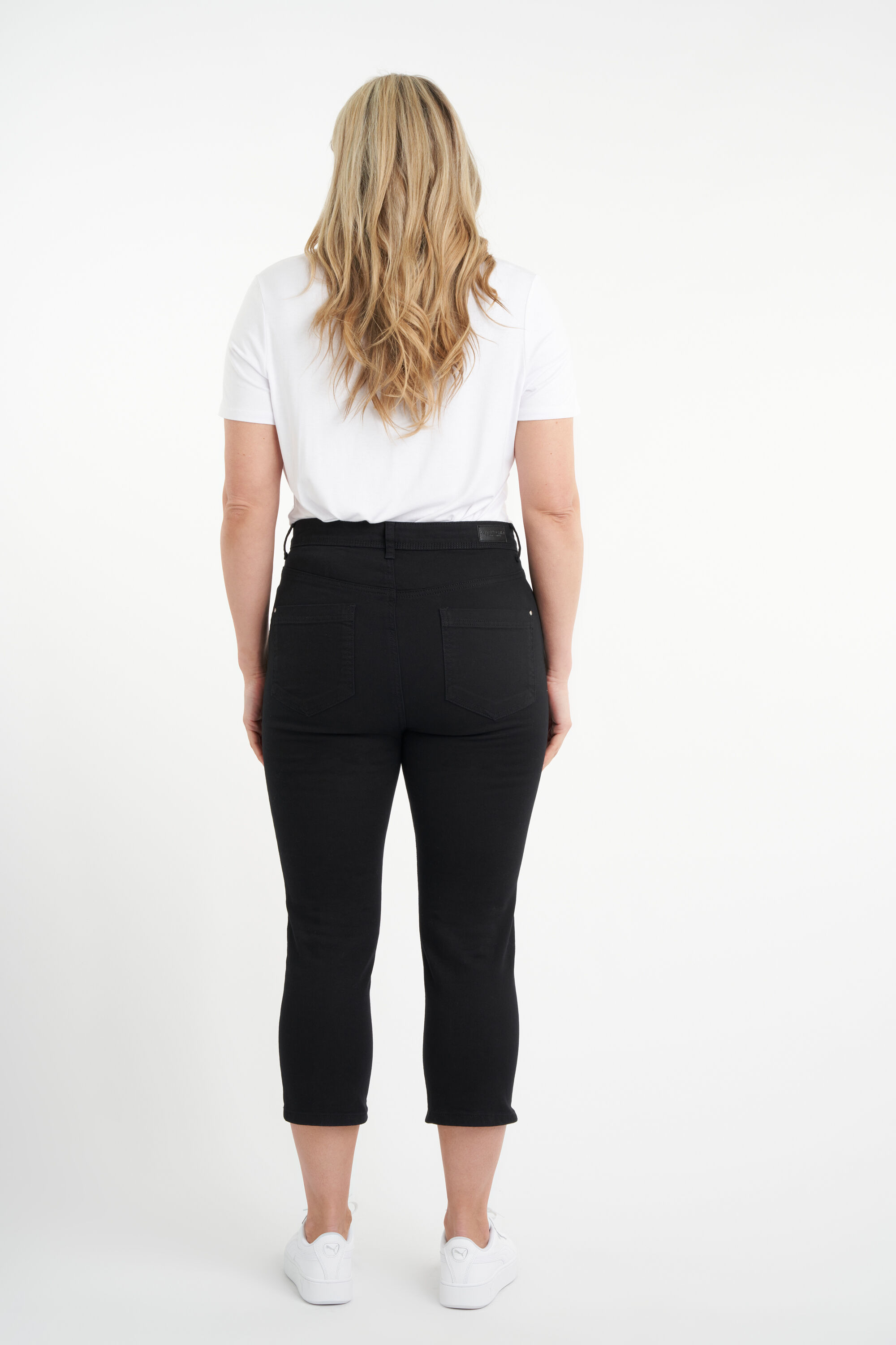 Jean 3/4 moulant taille haute CHERRY image number 4