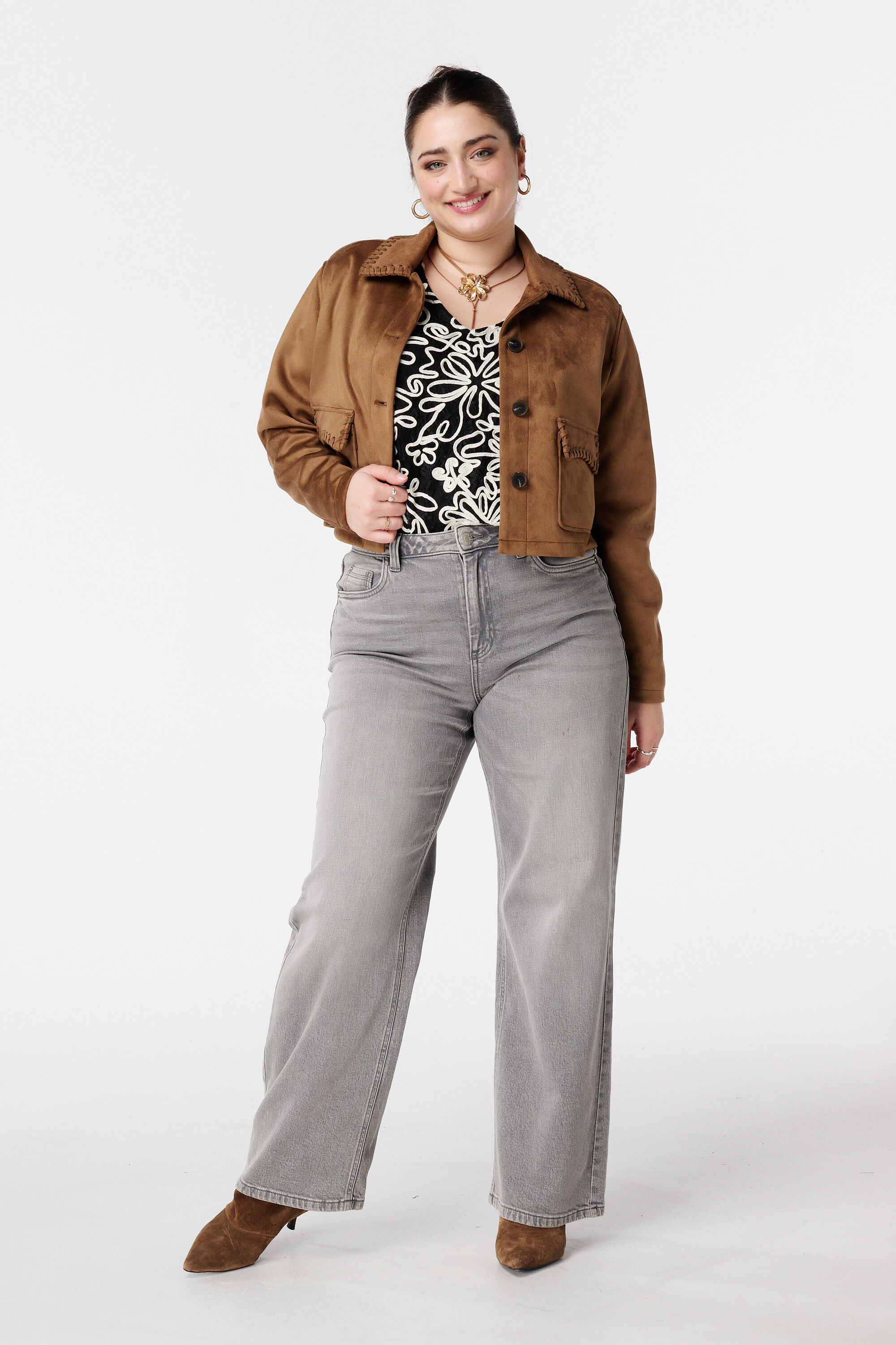 Veste courte effet su&eacute;dine avec surpiq&ucirc;res image number 5