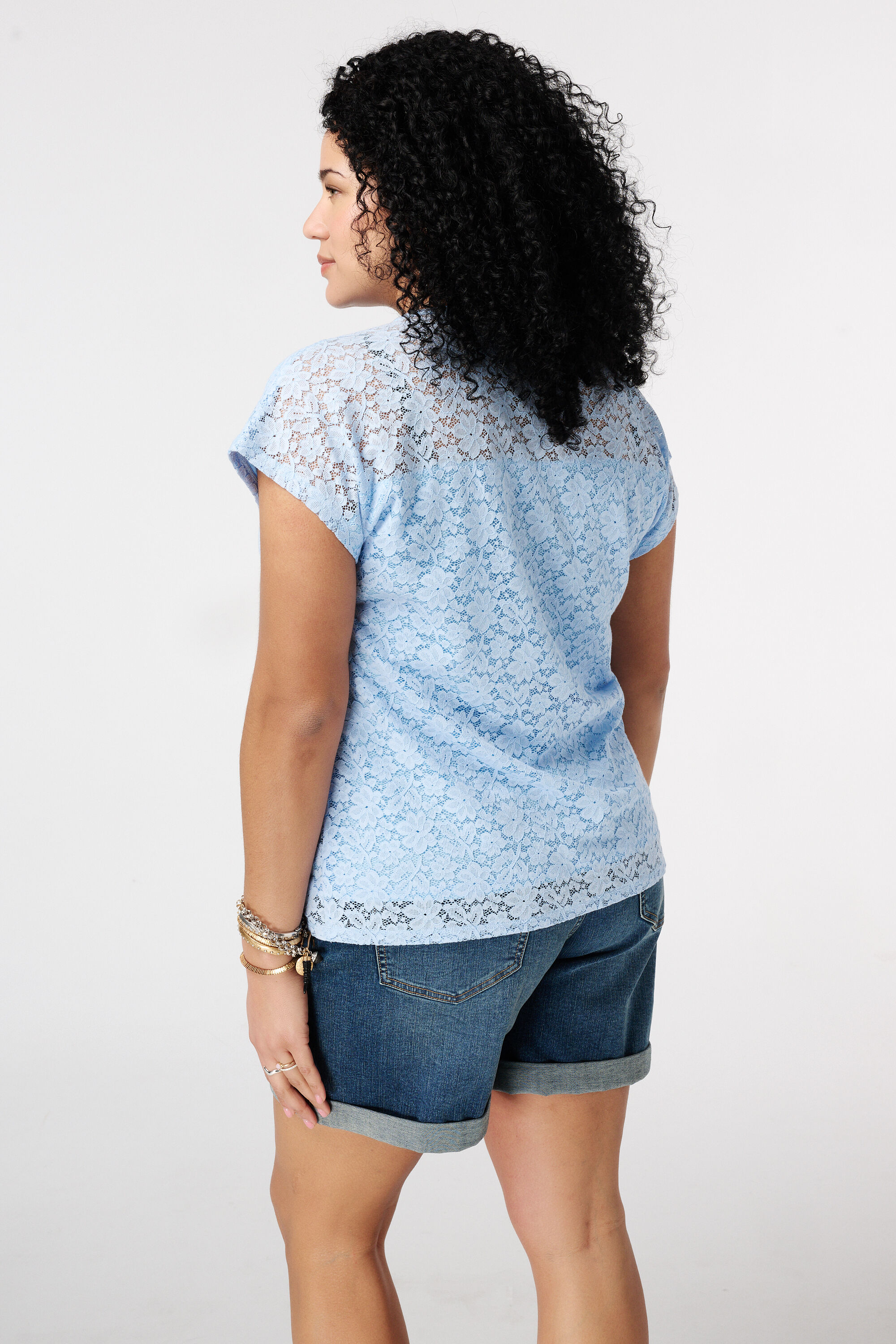 Top en dentelle image number 2