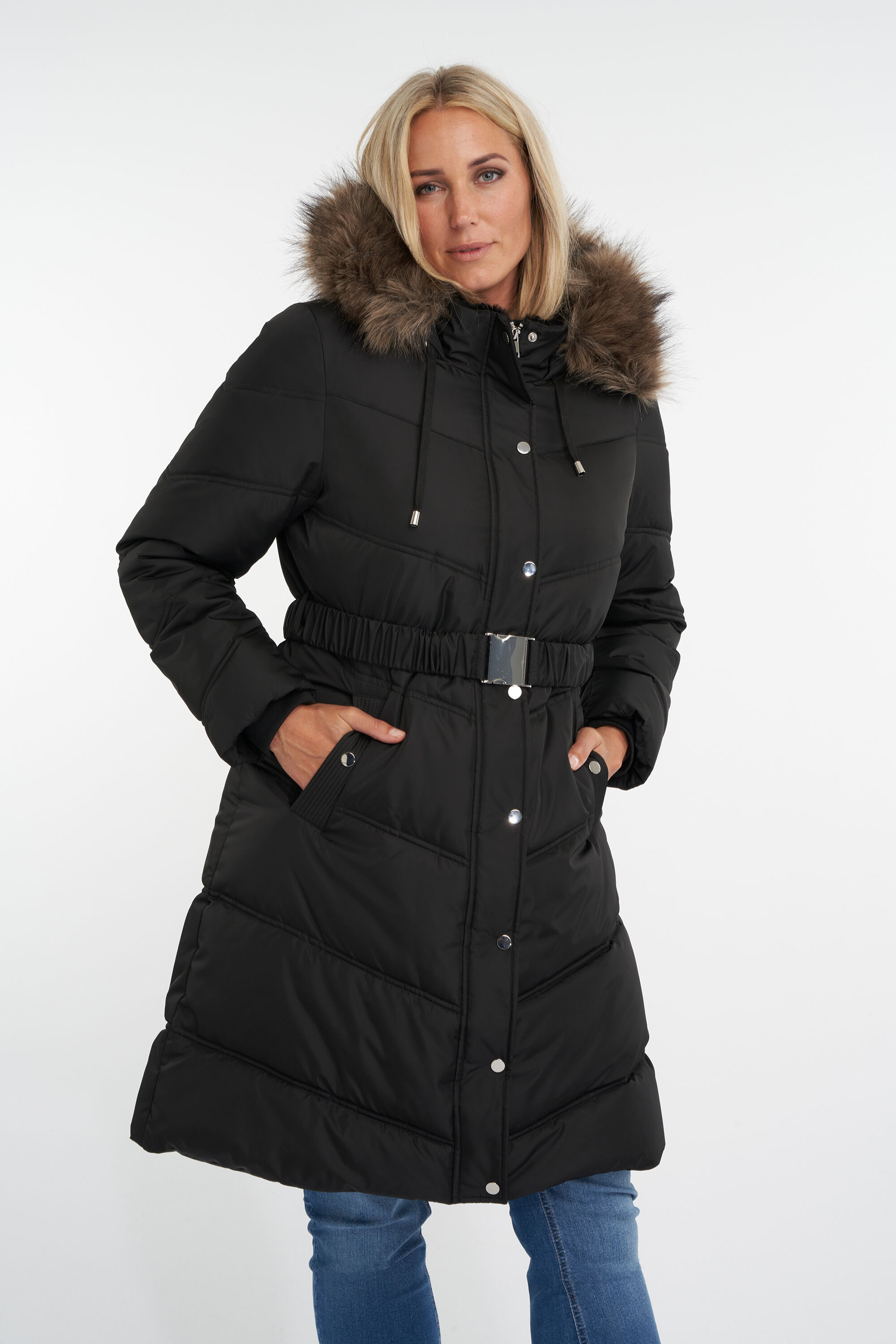 Veste matelass&eacute;e avec ceinture image number 5