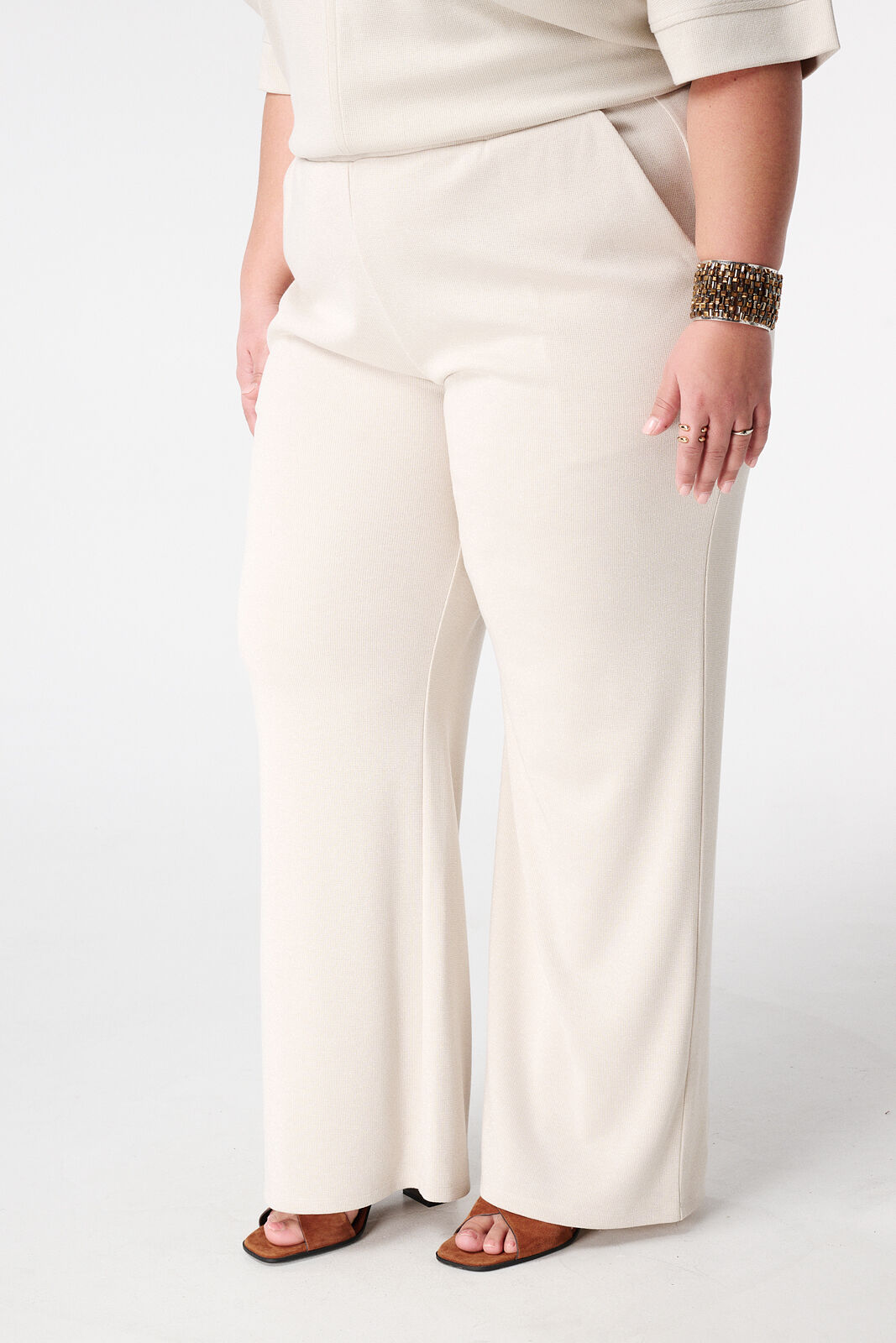 Pantalon wide leg avec lurex image number 5