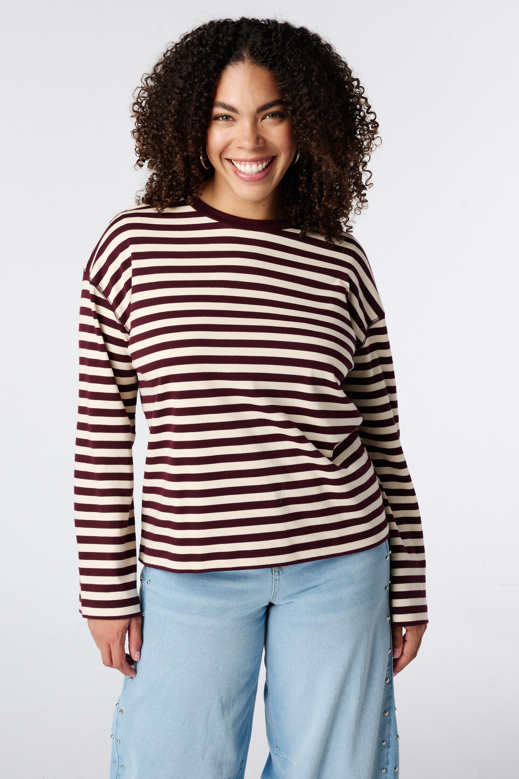 T-shirt ray&eacute; &agrave; manches longues