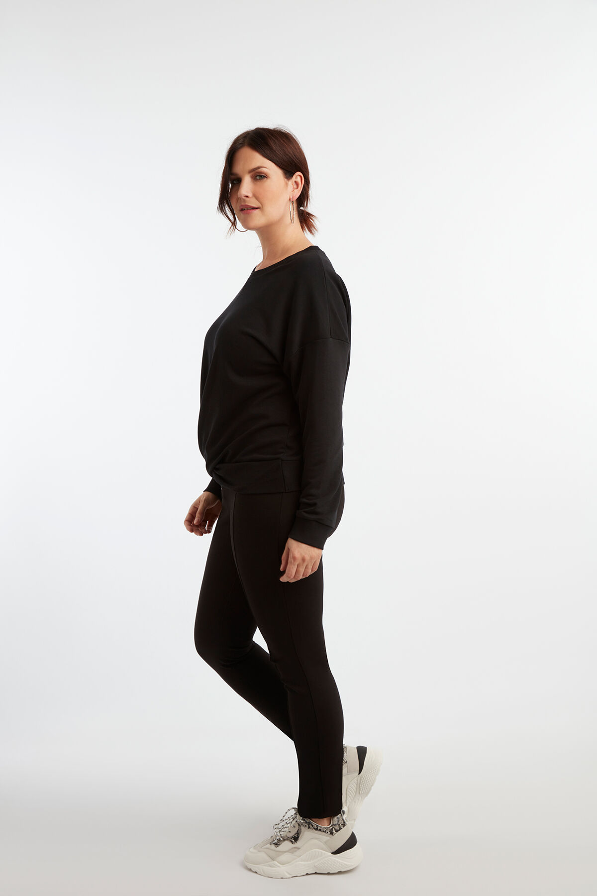 Pull  image number 4