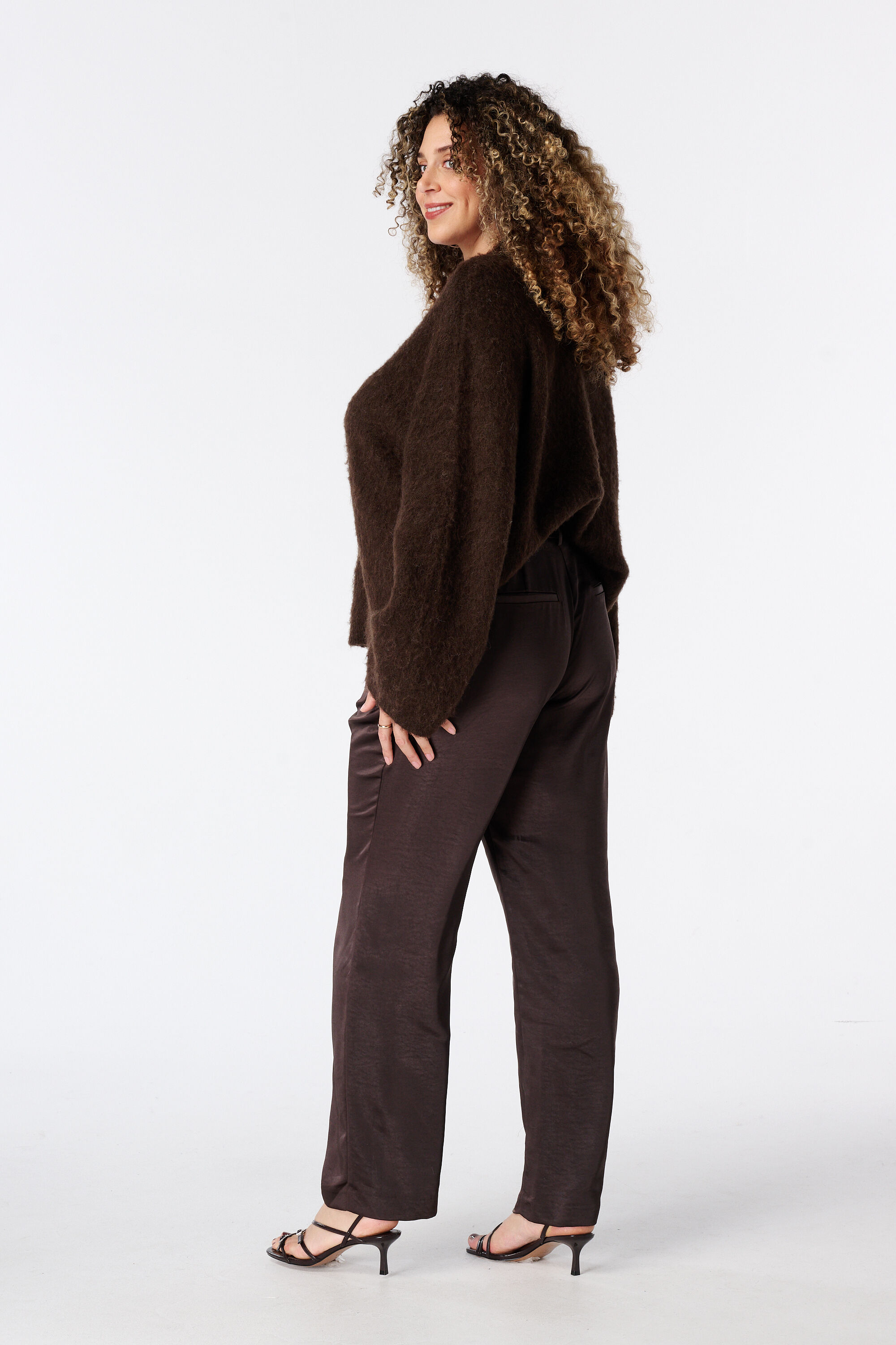Pantalon aspect satin&eacute; image number 3