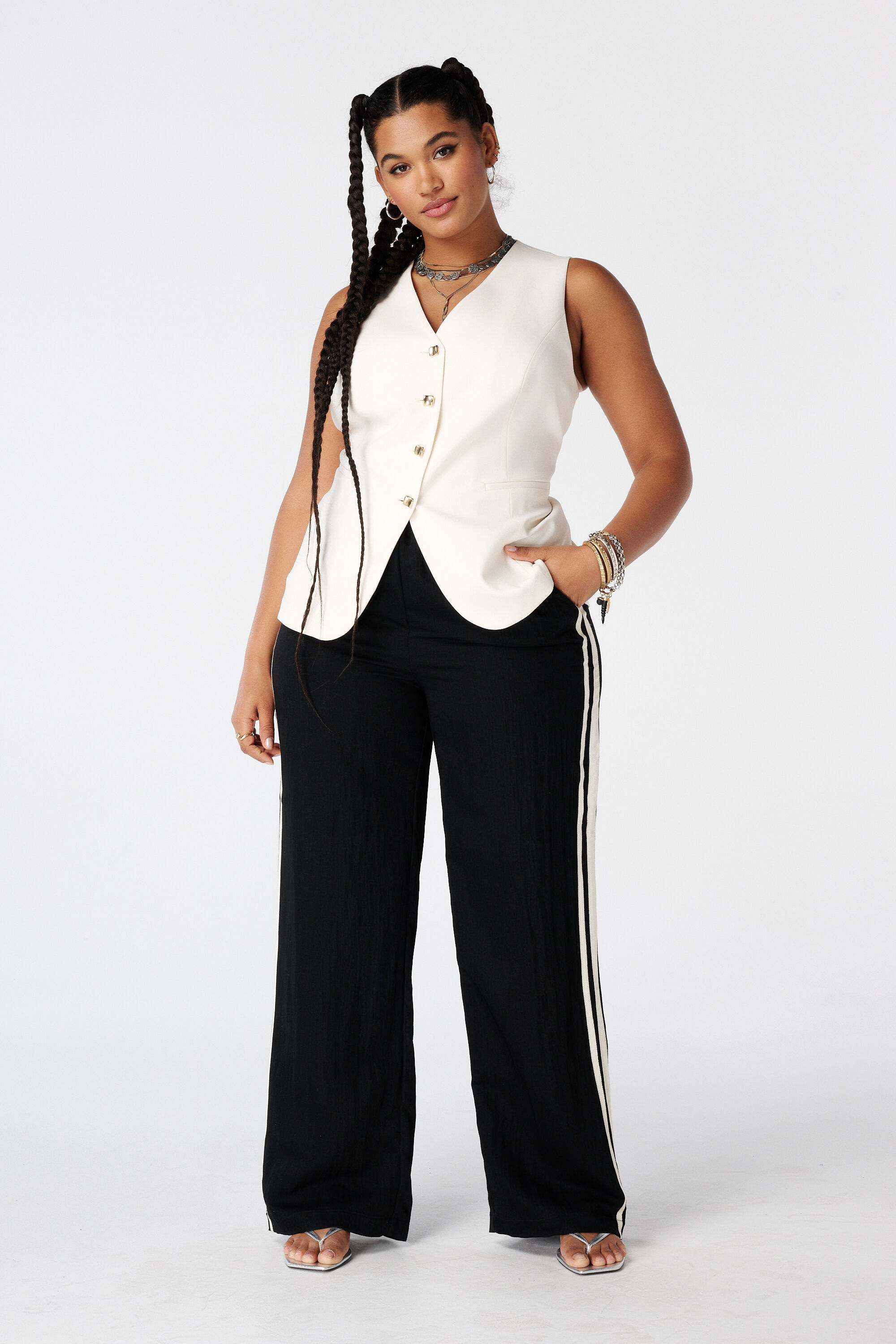 Pantalon en lin avec bandes lat&eacute;rales