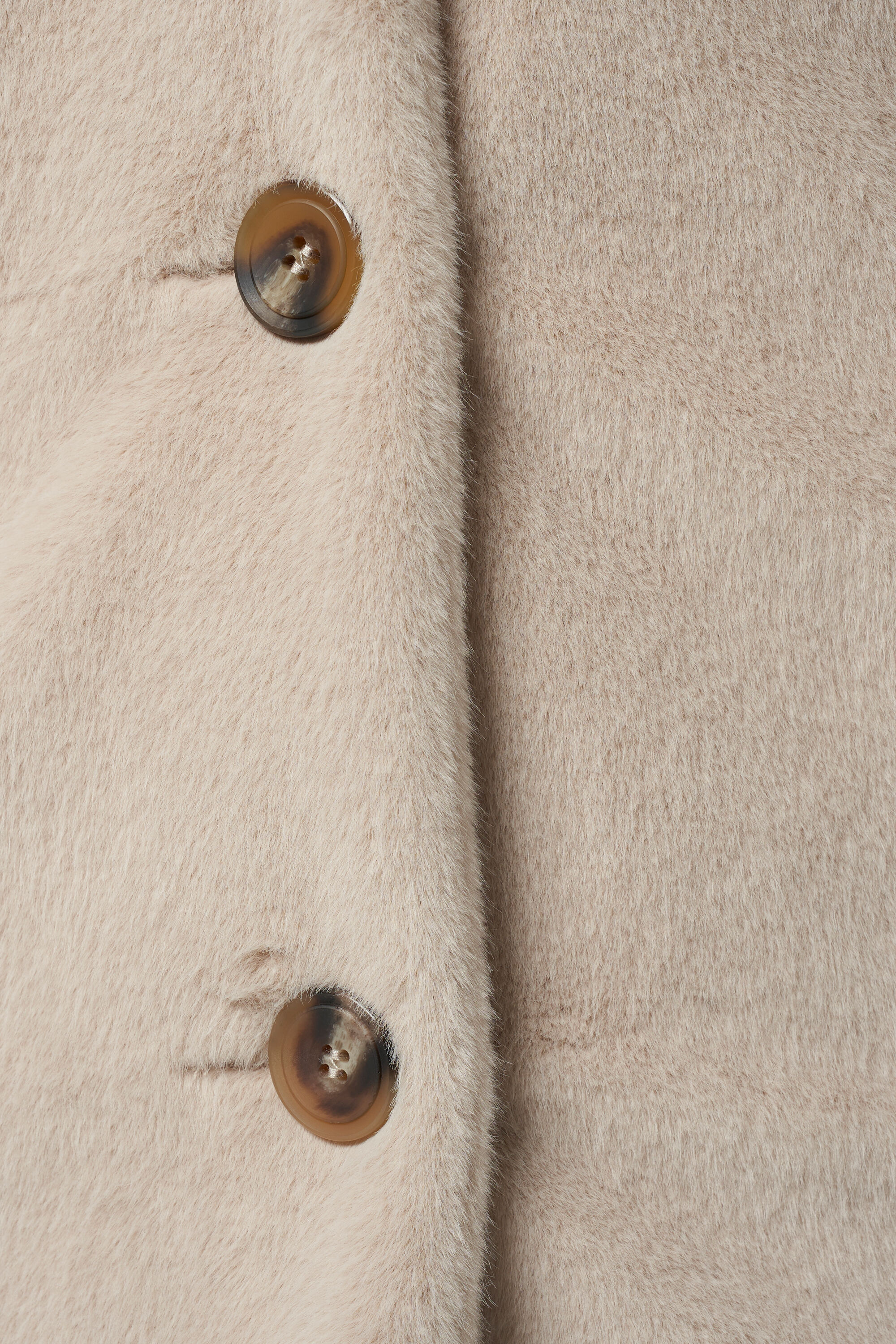 Manteau en fausse fourrure image number 4