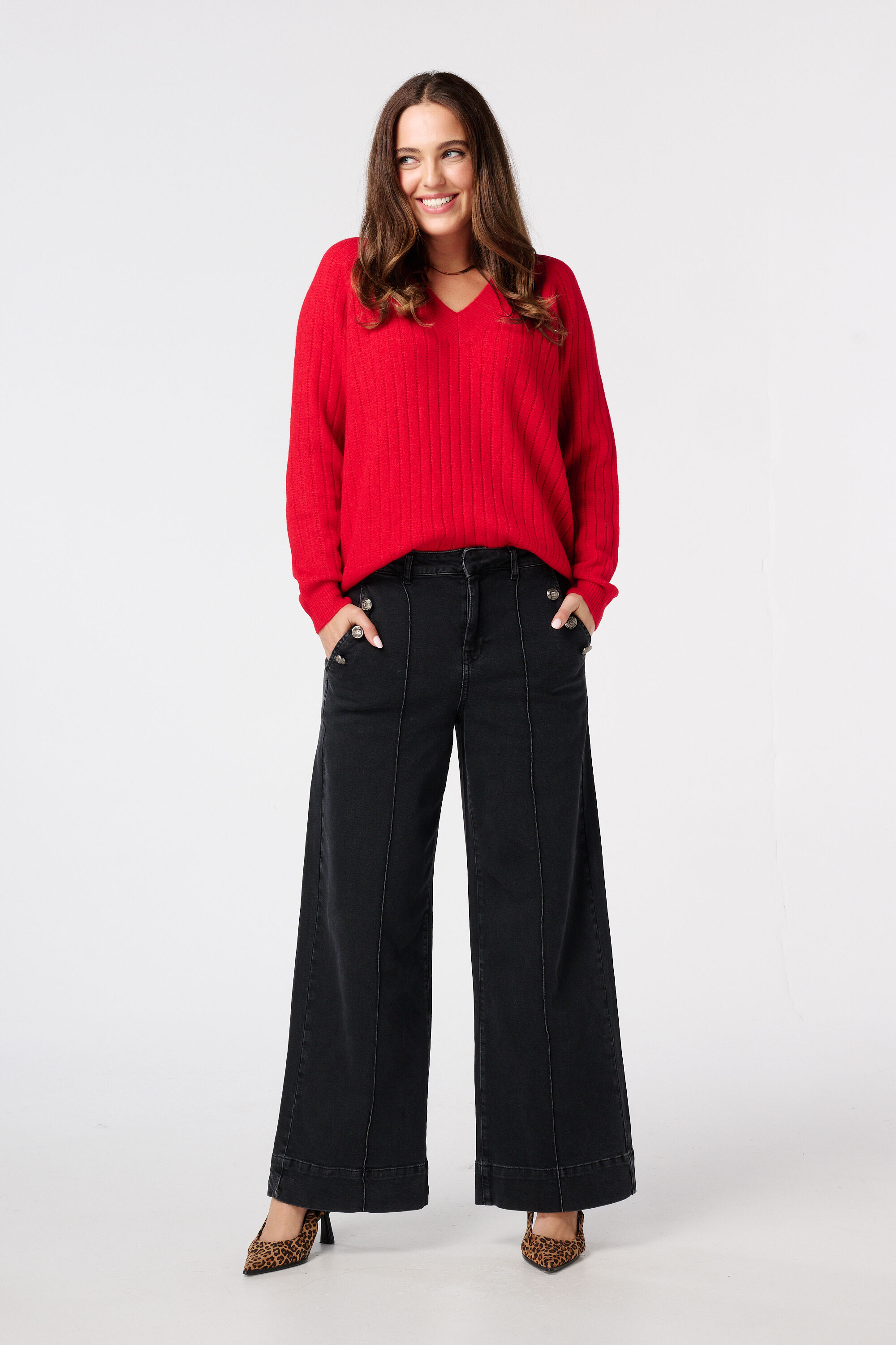 Pull finement tricot&eacute; avec motif image number 5