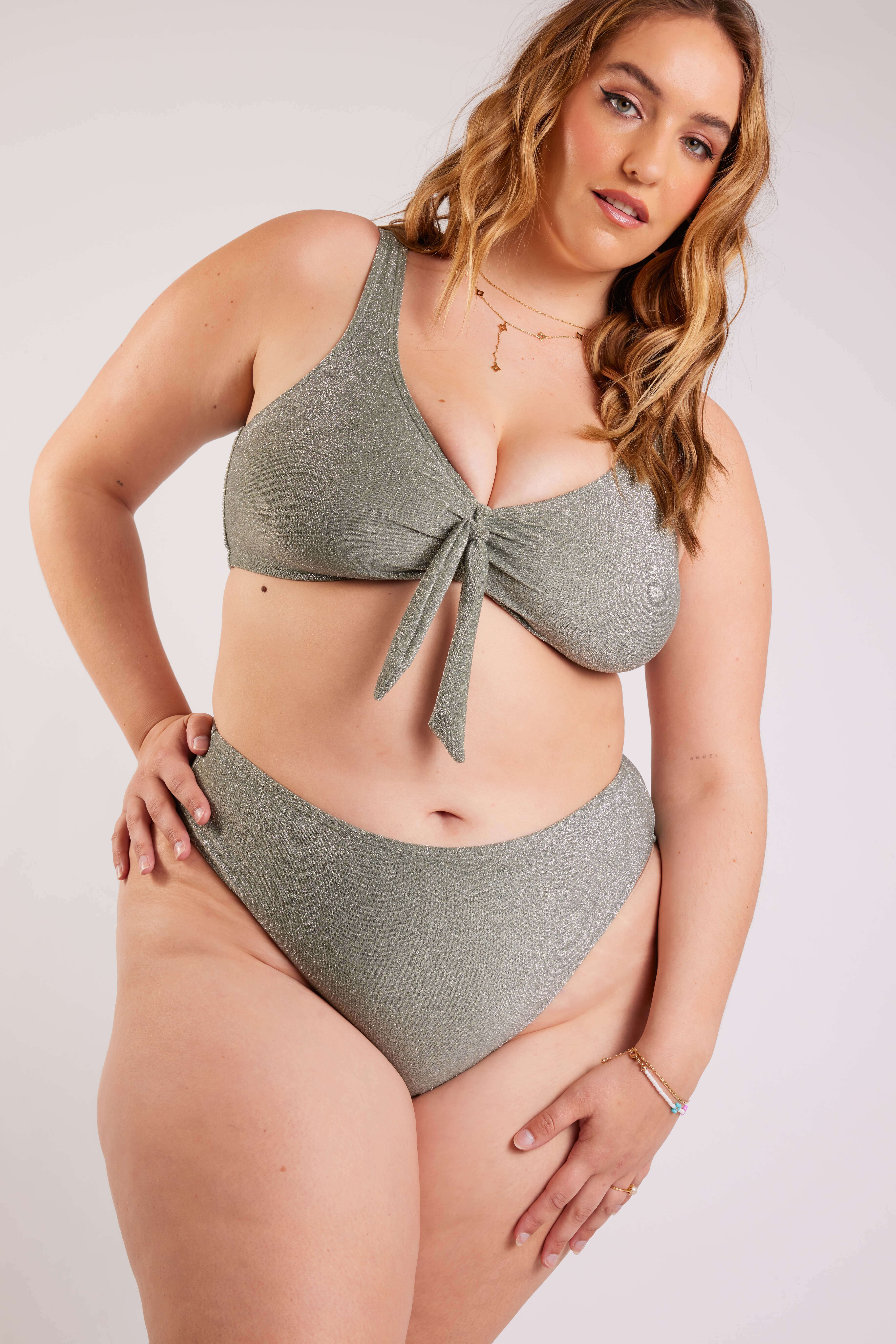 Bas de bikini taille haute avec paillettes image number 6