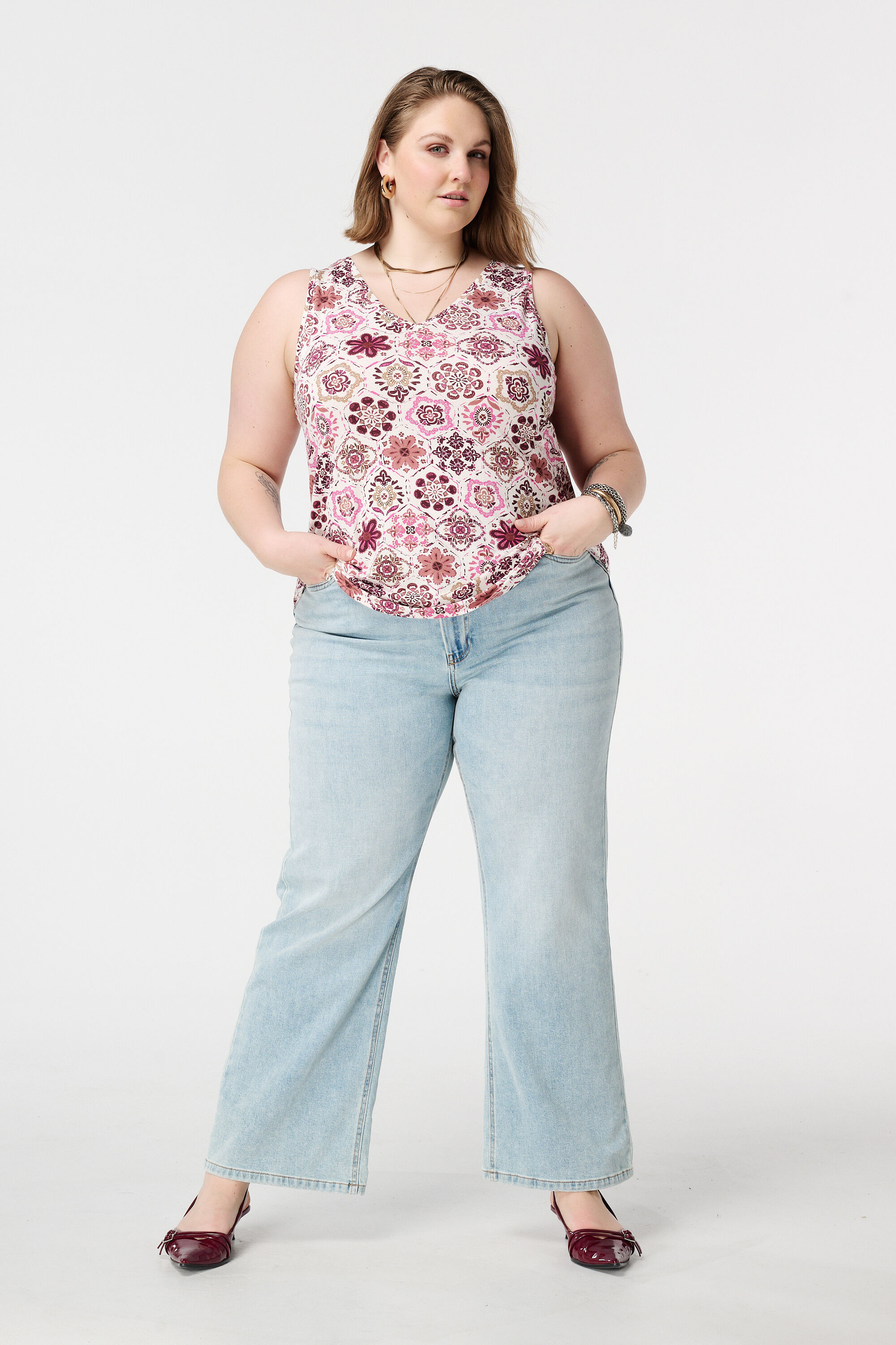 D&eacute;bardeur avec col en V et imprim&eacute; image number 5