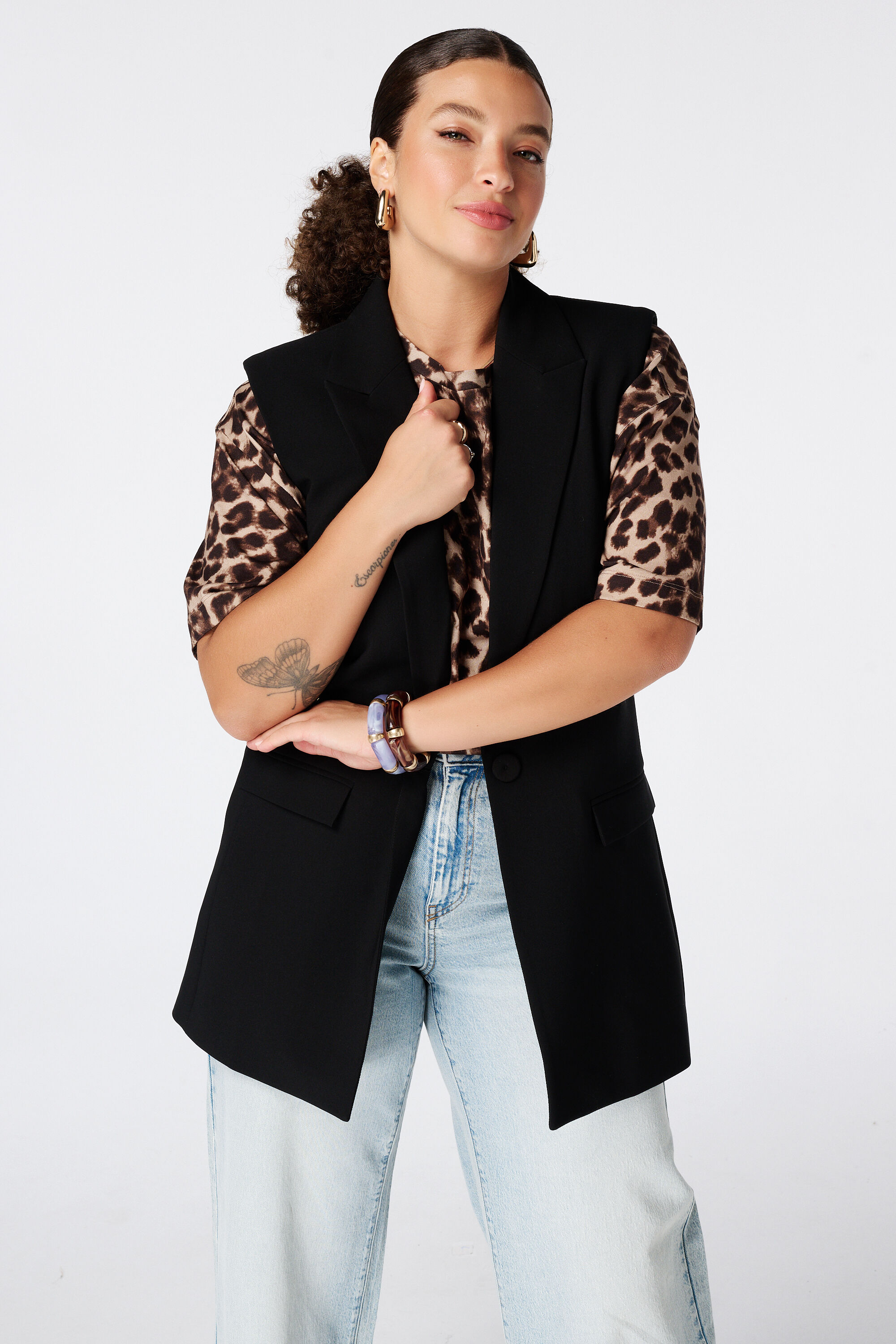 Gilet long &agrave; fermeture boutonn&eacute;e