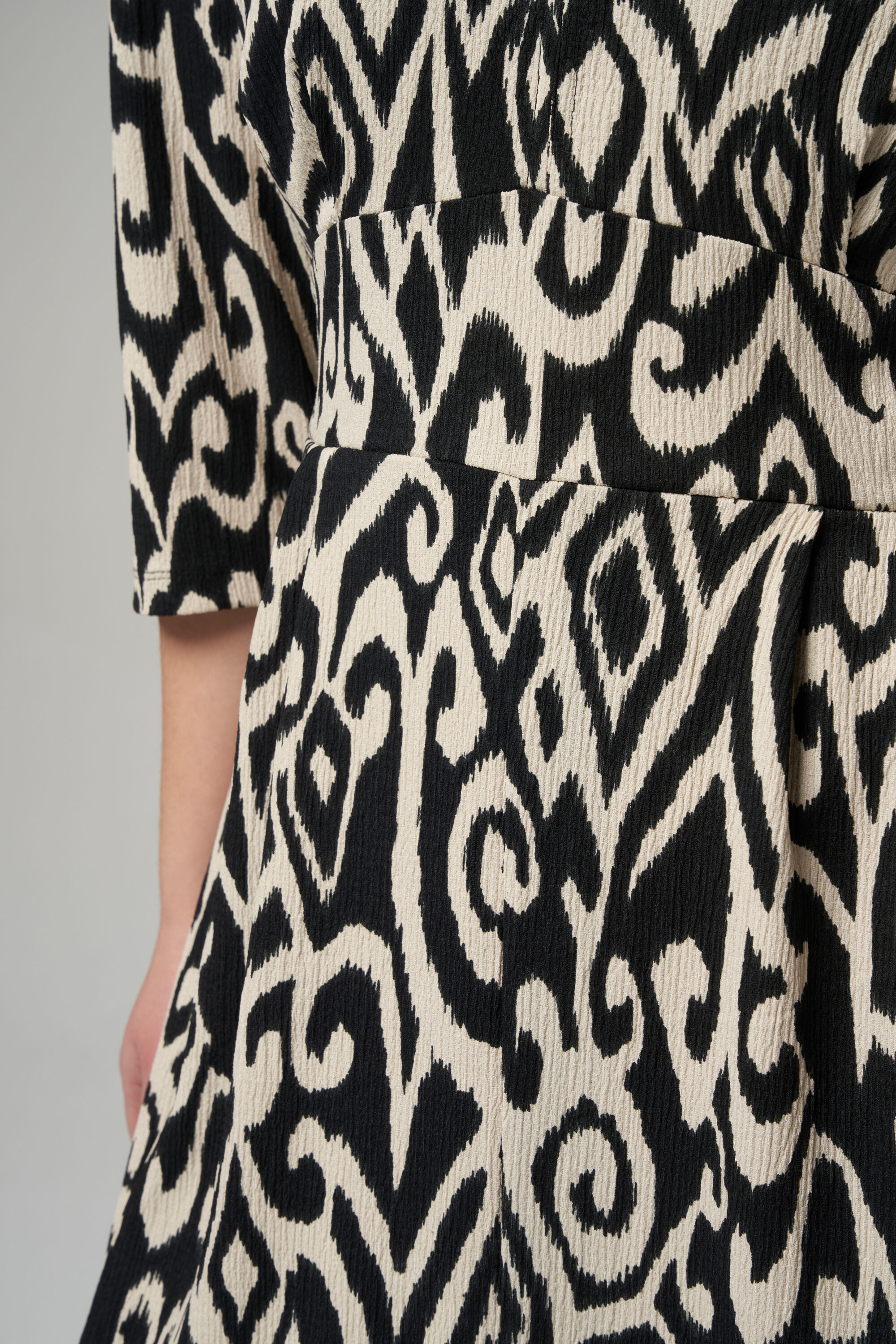 Robe midi &agrave; imprim&eacute; image number 4