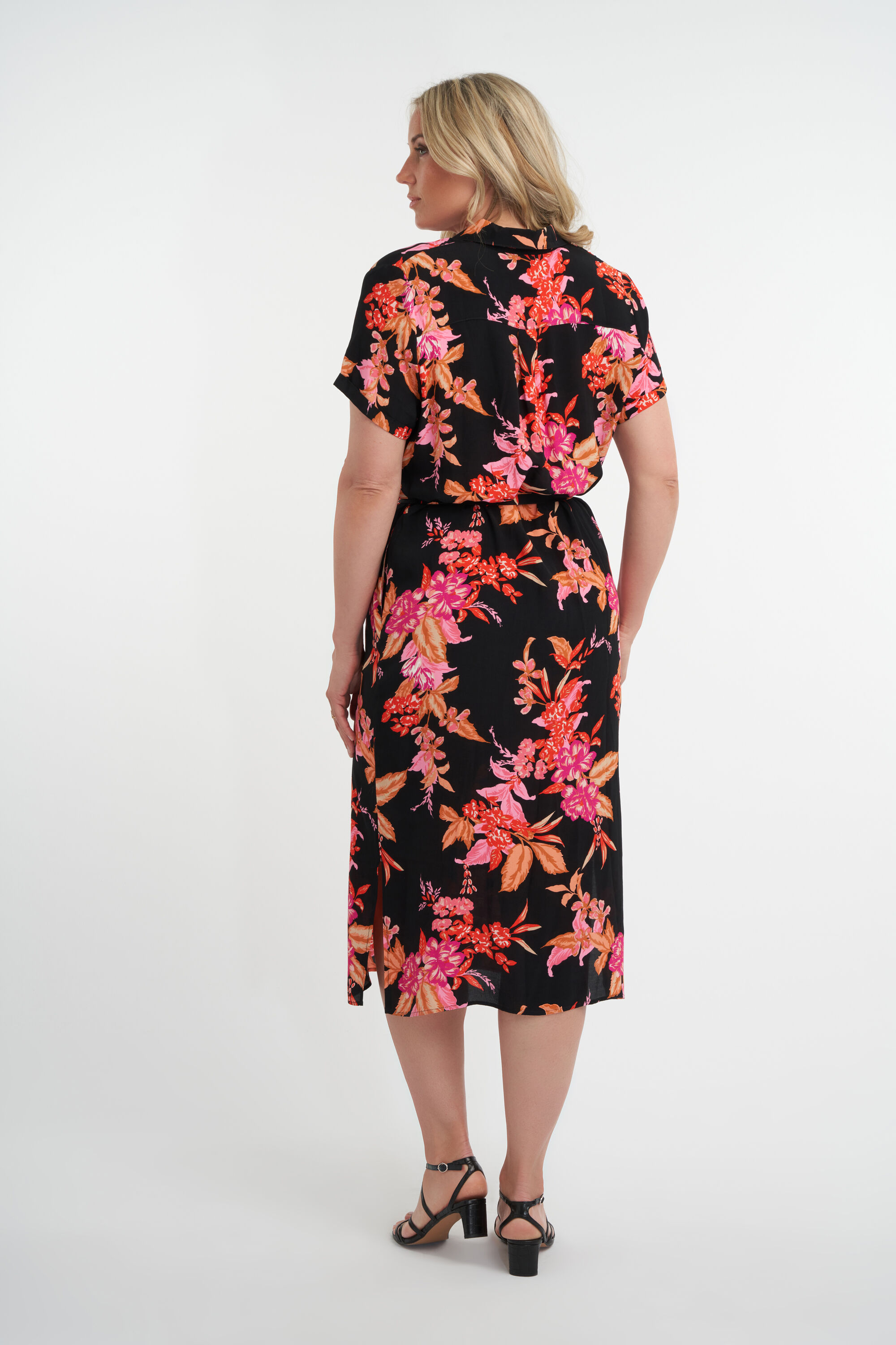 Robe longue avec ceinture &agrave; nouer image number 4