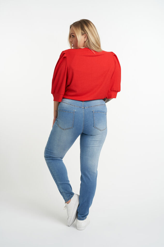 Jean aux fermetures décoratives image number 3