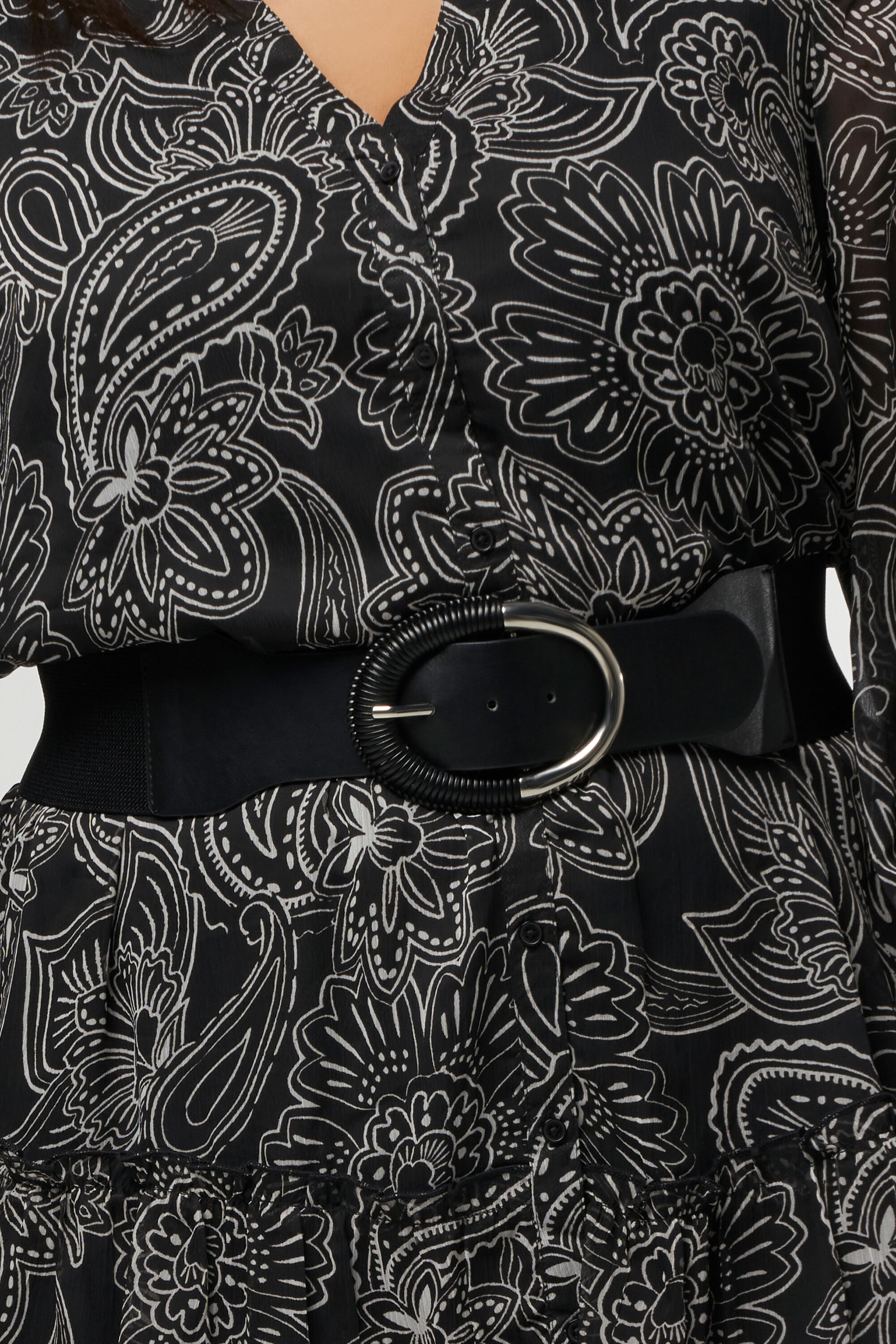 Ceinture avec d&eacute;tails argent&eacute;s image number 3