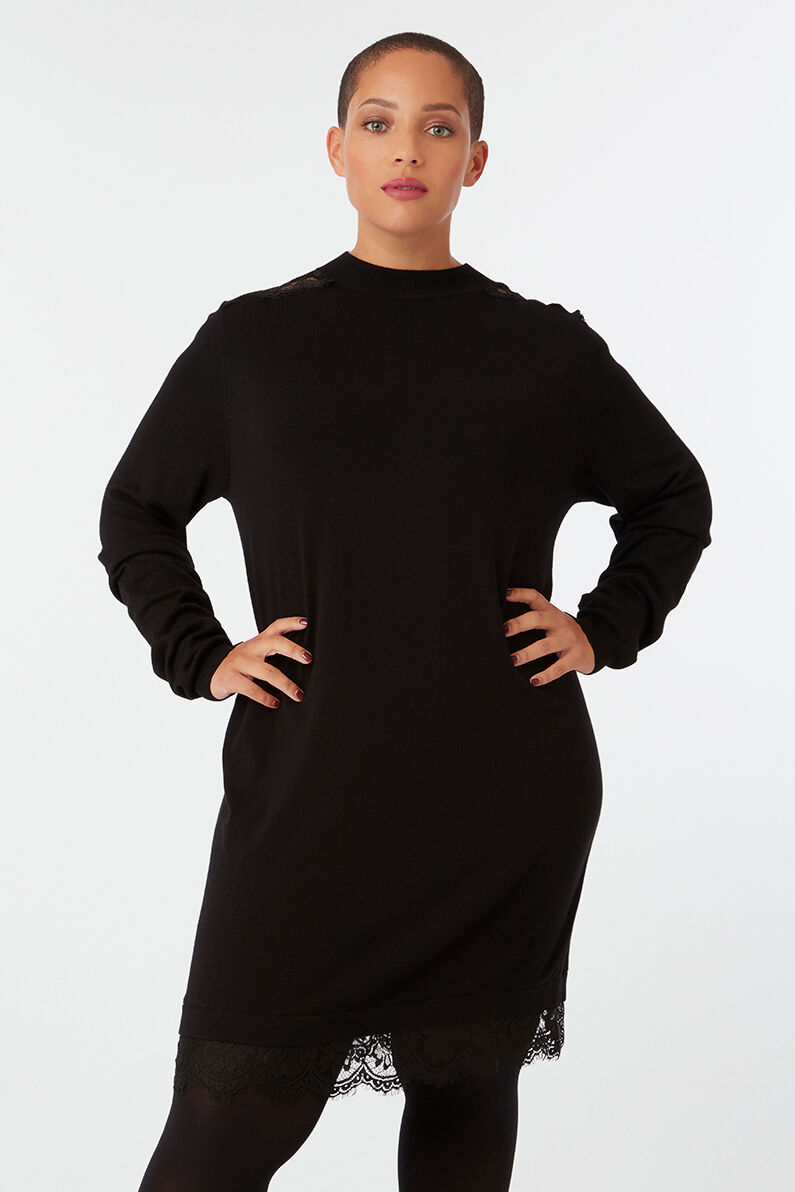 Robe en maille avec de la dentelle   image number 4