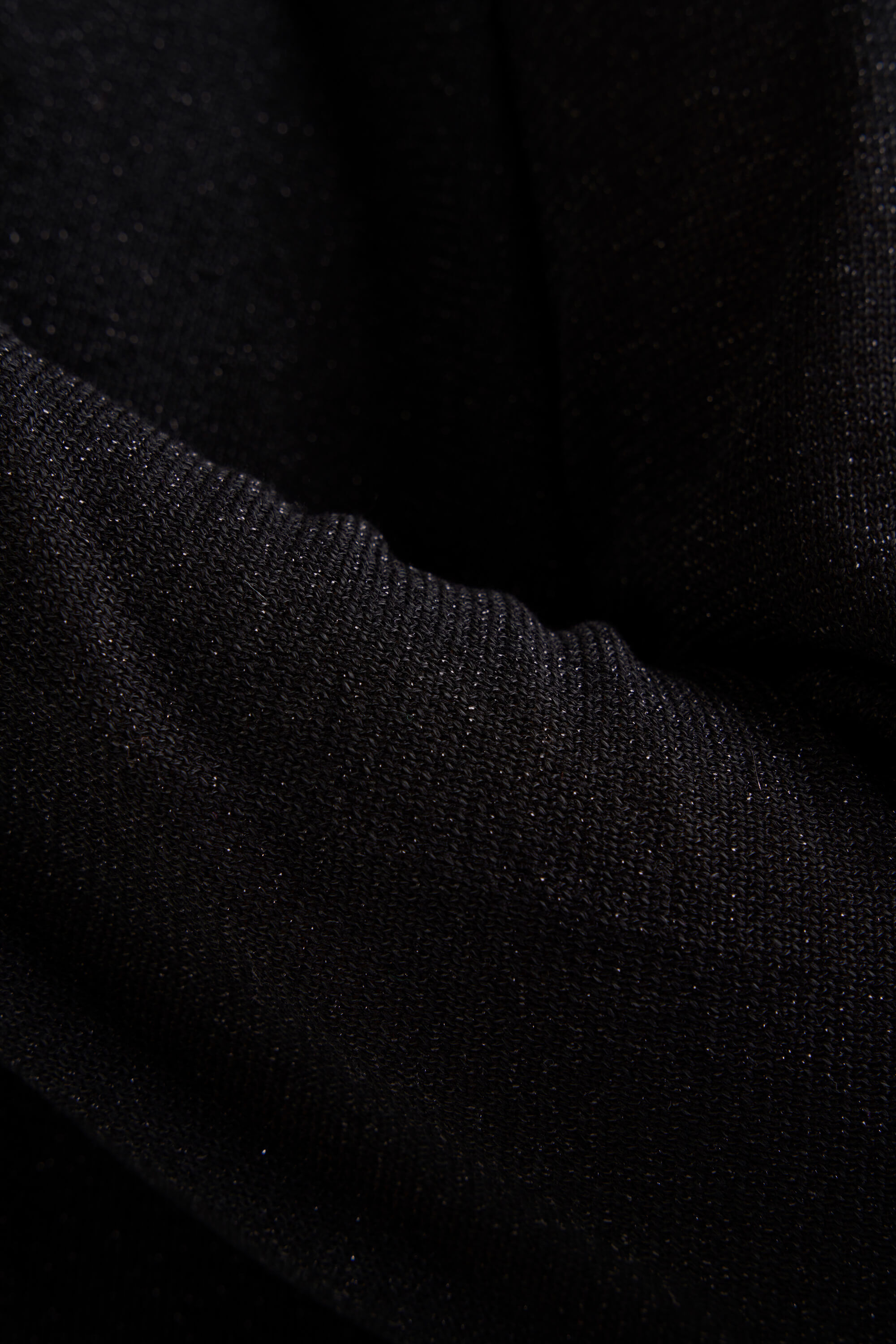 Gilet avec d&eacute;tails &agrave; paillettes image number 4