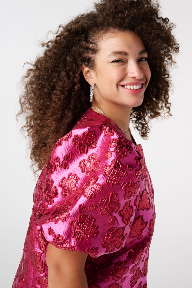 Haut jacquard pailleté à manches bouffantes image number 4