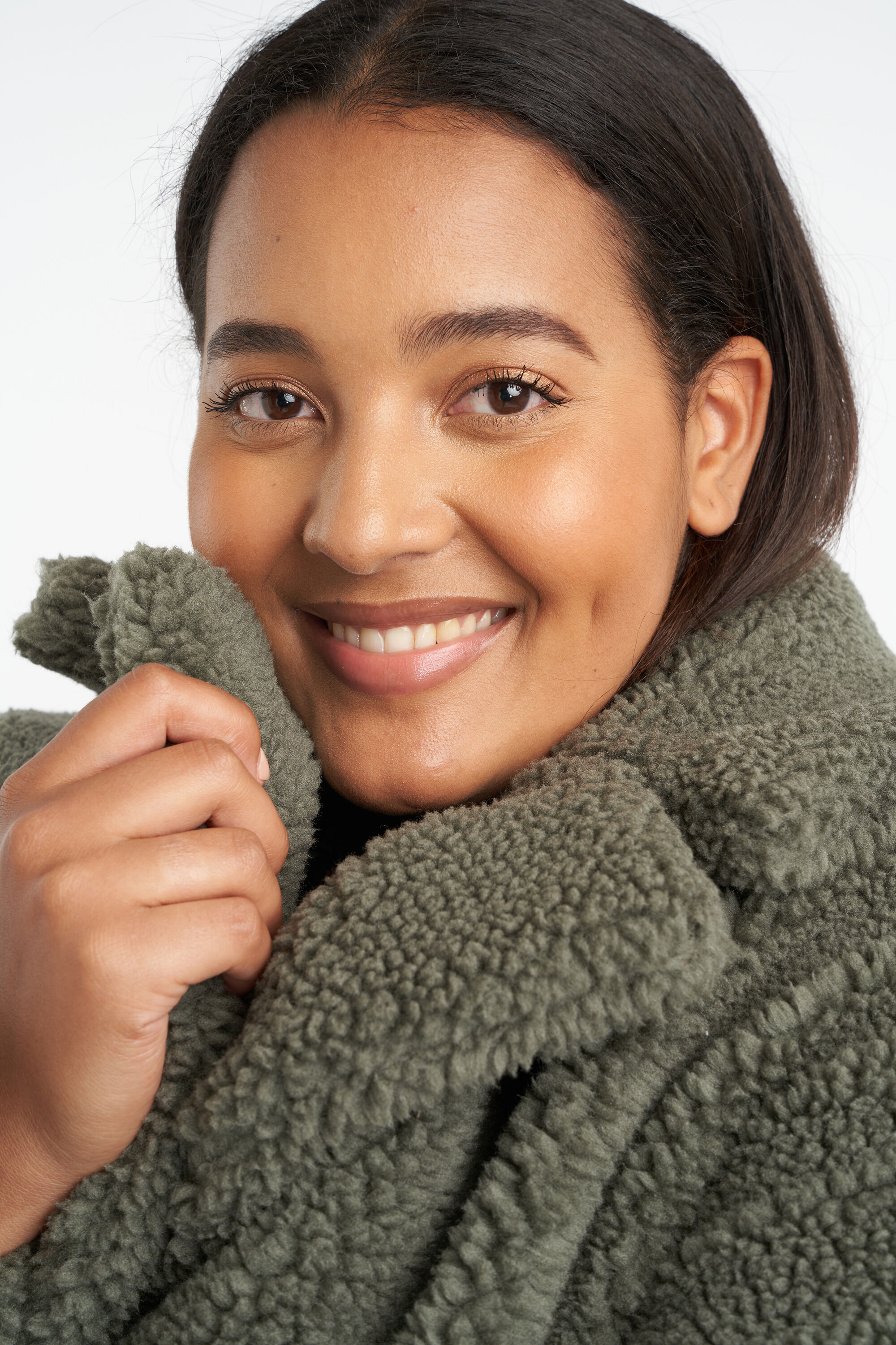 Veste en peluche surdimensionn&eacute;e image number 6