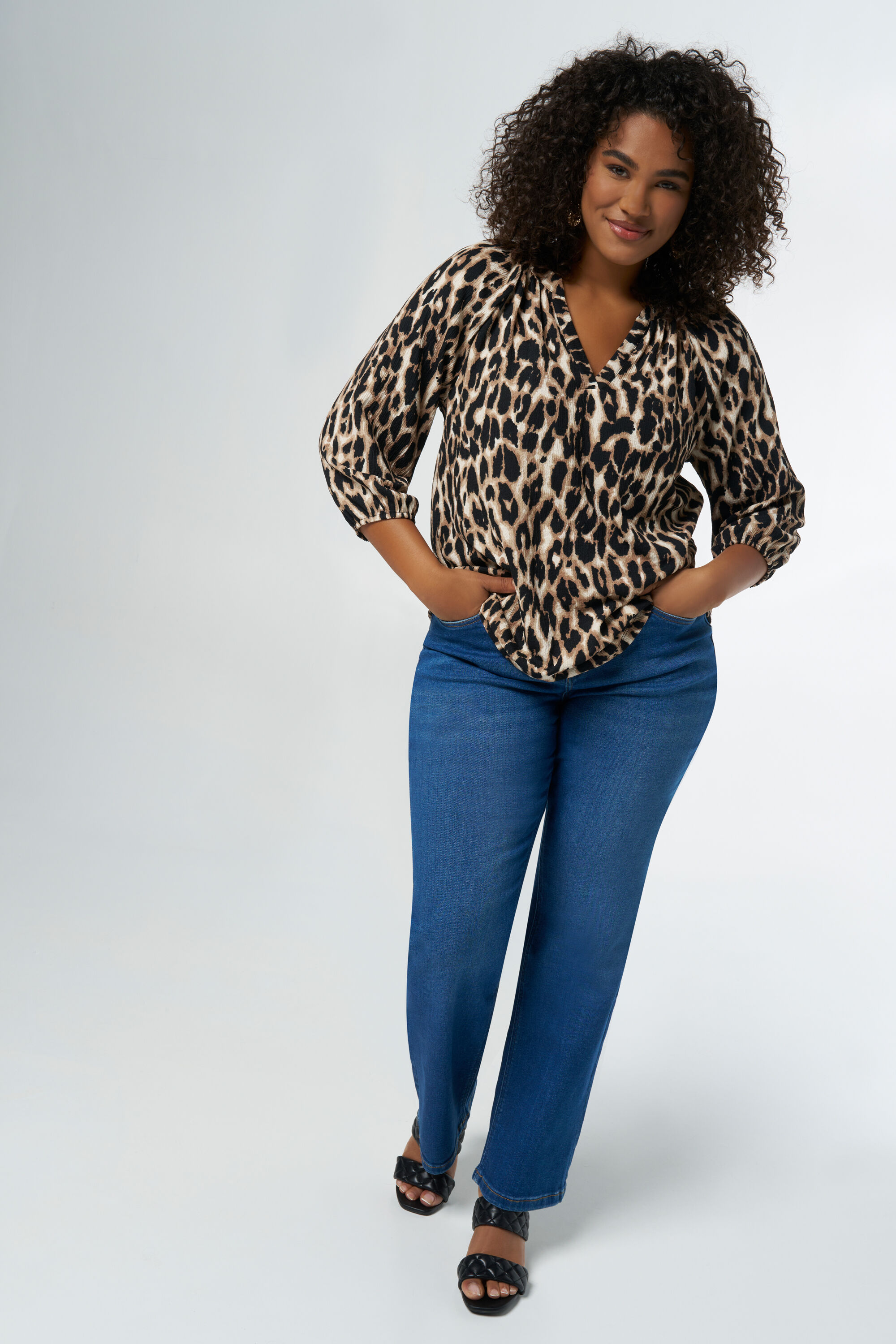 Top avec col en V image number 5