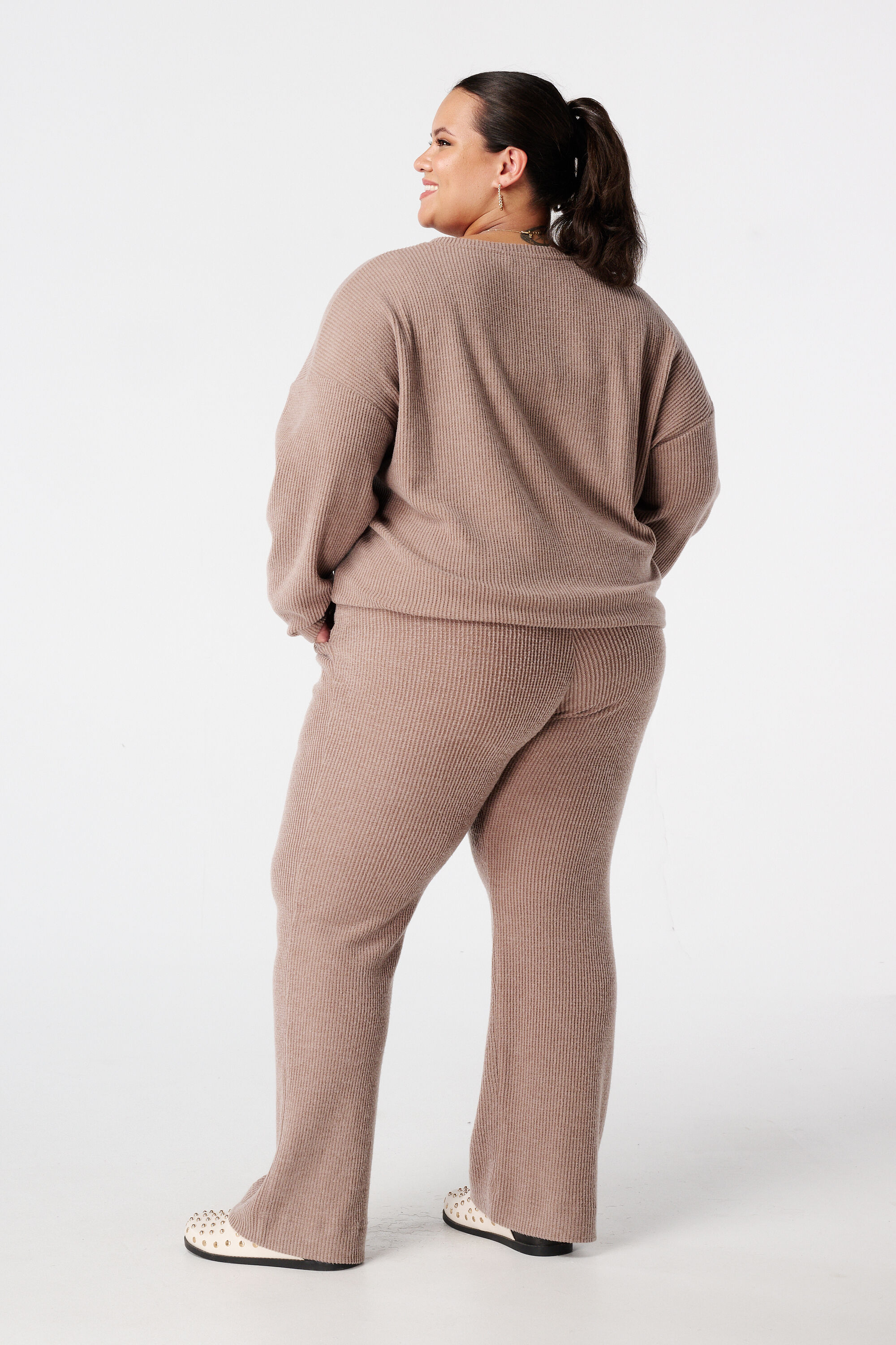 Pantalon droit &agrave; taille &eacute;lastique image number 3