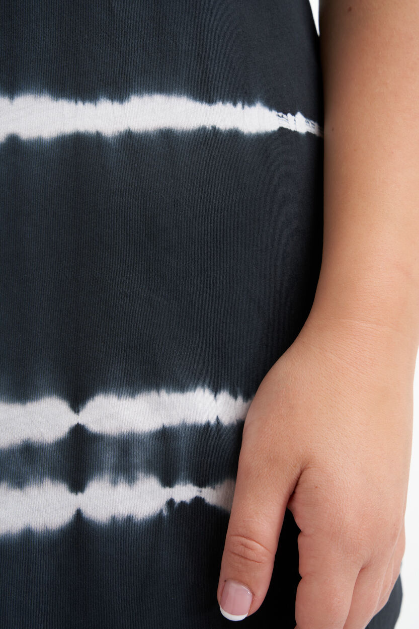 Robe avec un imprim&eacute; &agrave; effet tie-dye image number 4