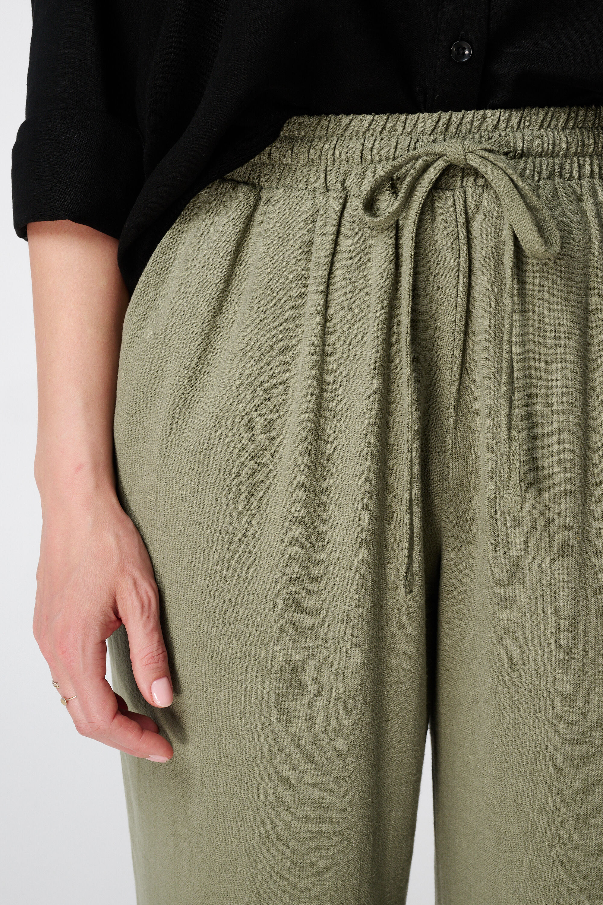 Pantalon en lin image number 4