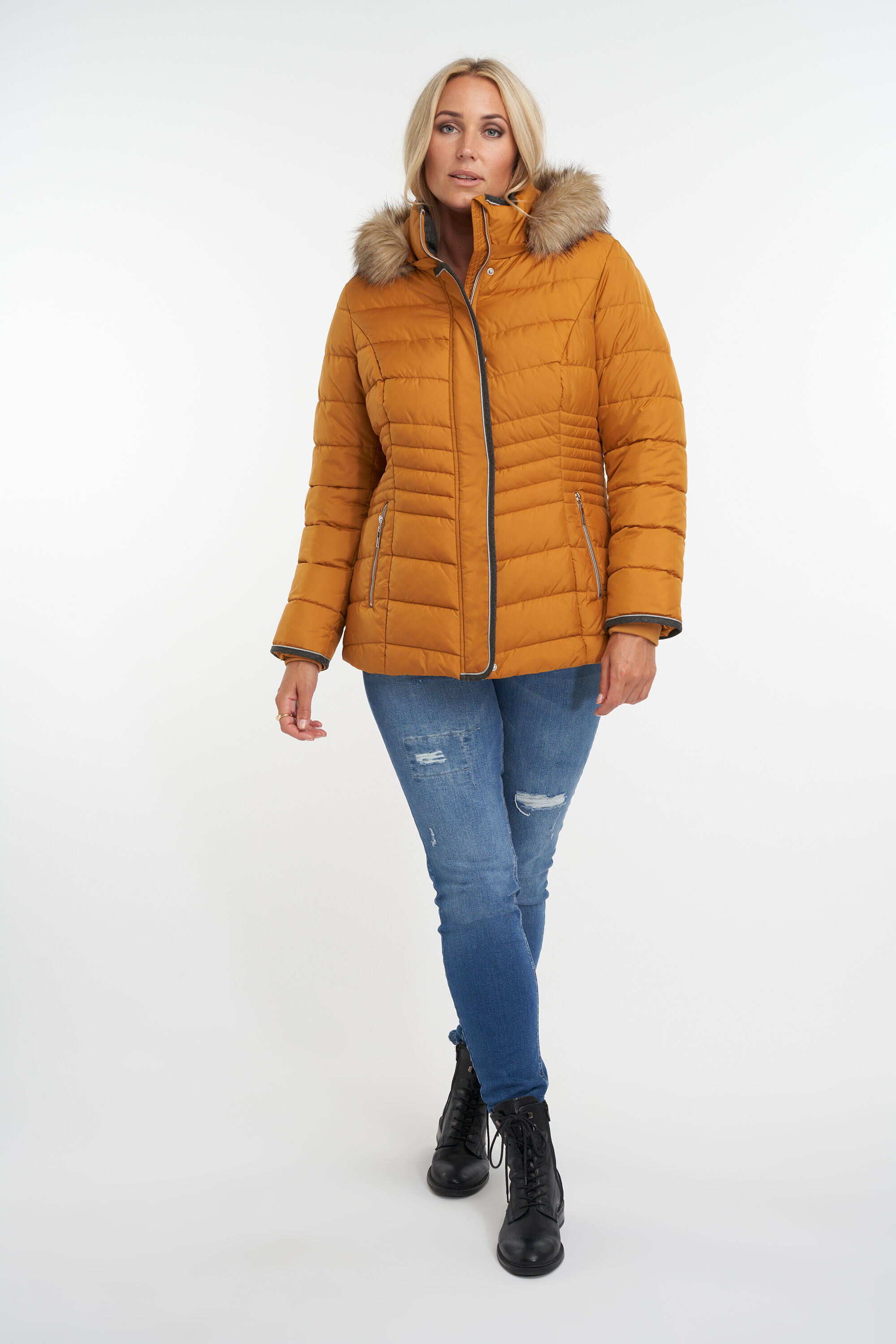 Veste matelass&eacute;e  image number 5