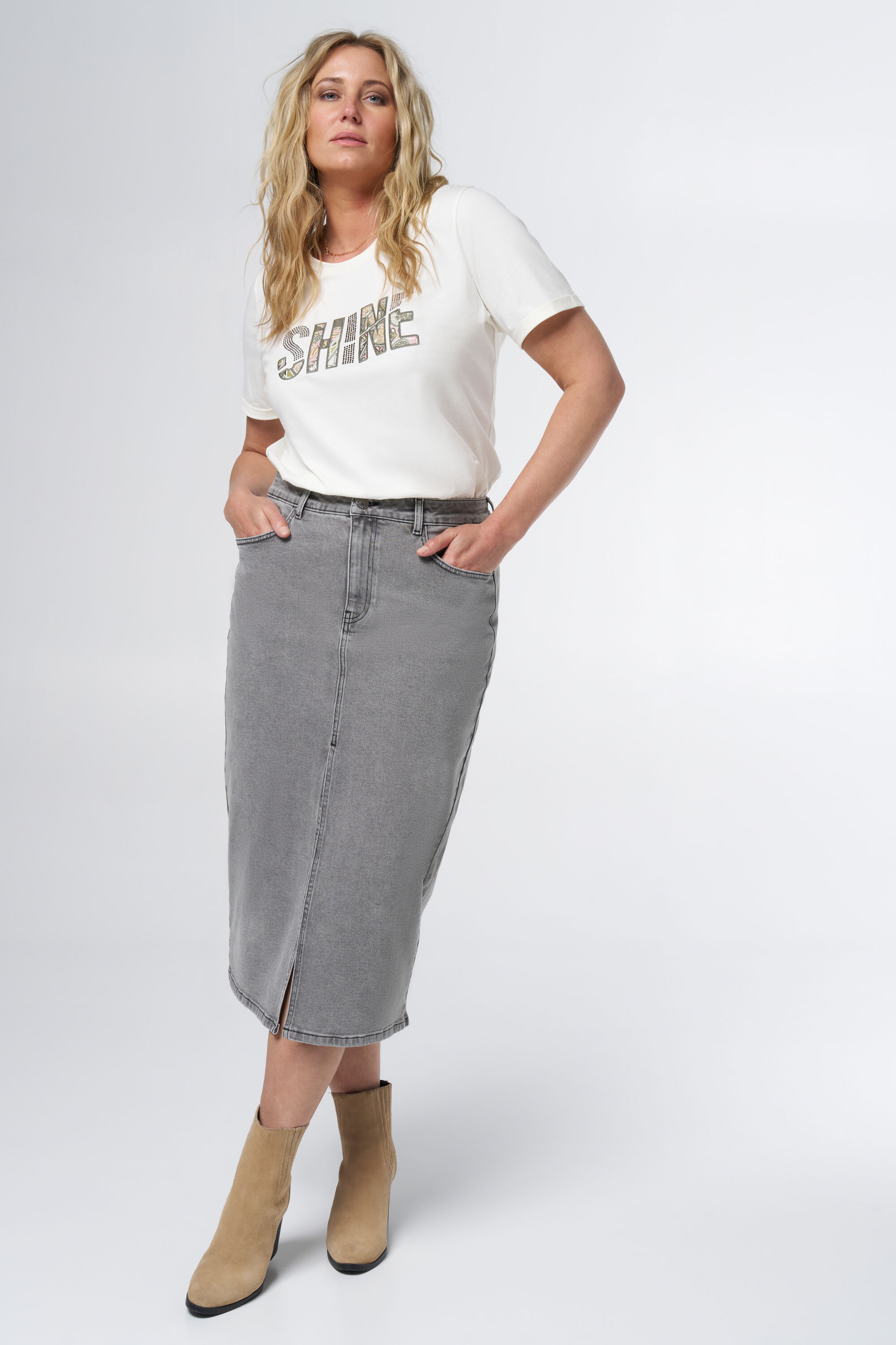 Jupe midi en denim avec fente image number 6