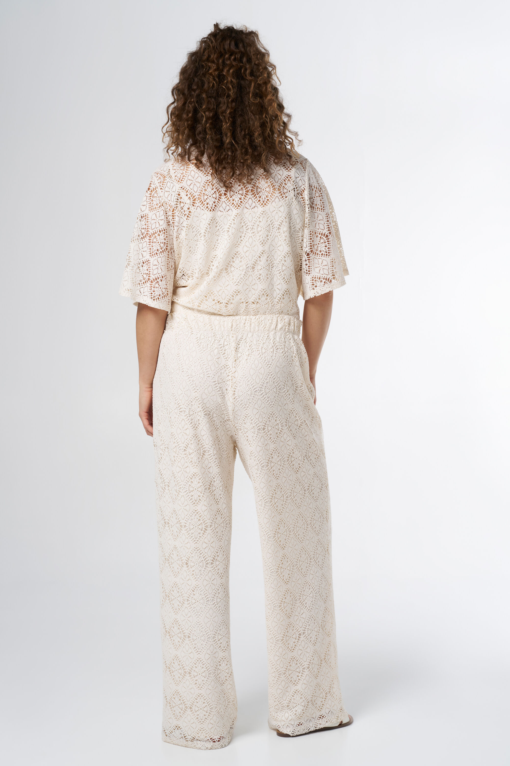 Pantalon en crochet image number 3