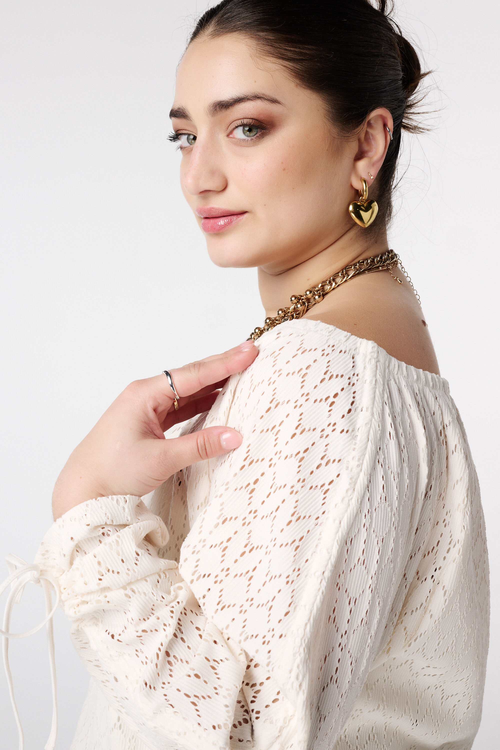 Haut &agrave; motif ajour&eacute; image number 4