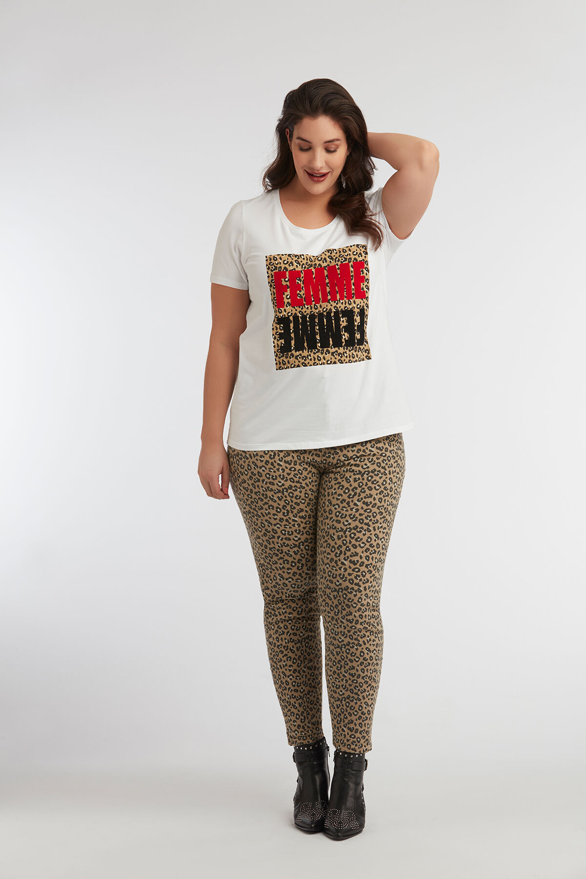 T-shirt imprim&eacute; image number 3