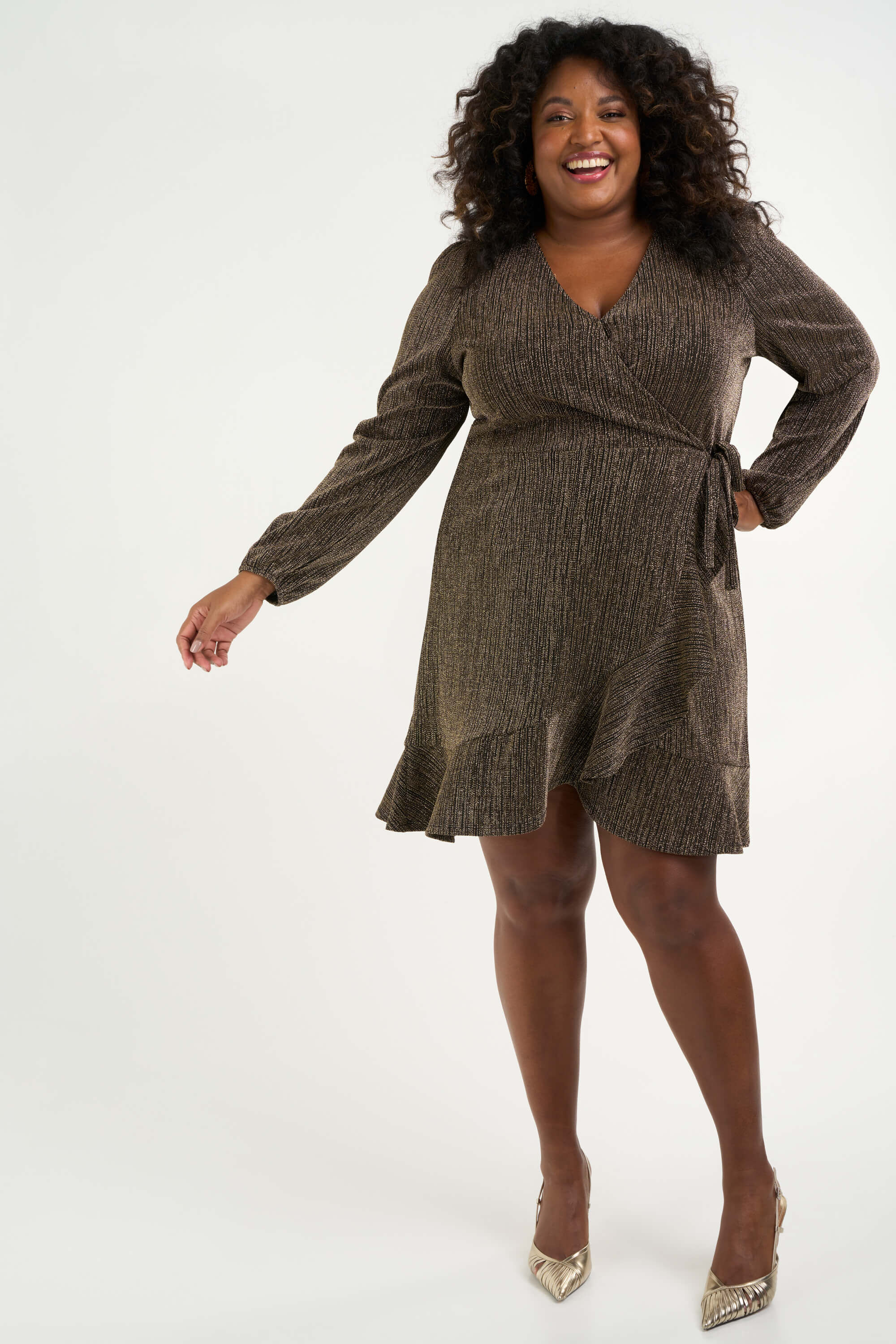 Robe portefeuille avec paillettes image number 6