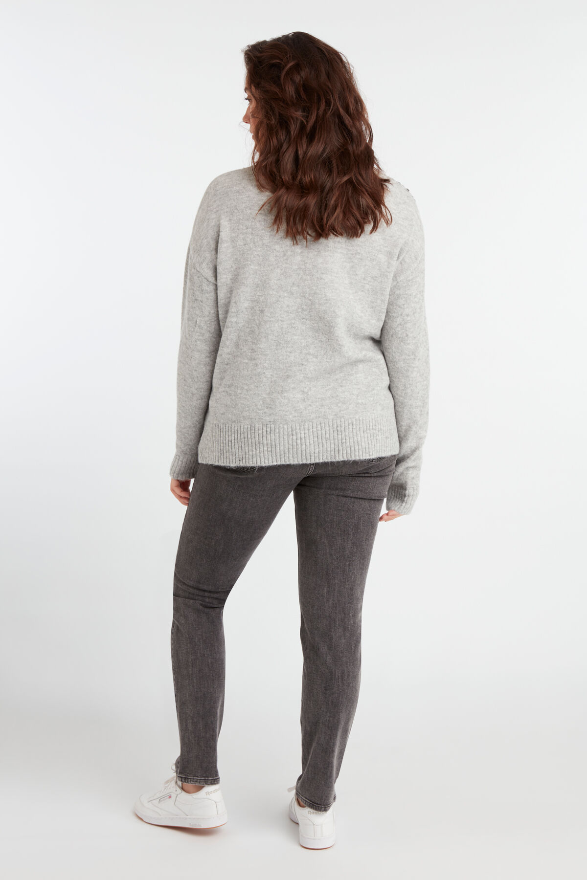 Pull-over &agrave; paillettes image number 4