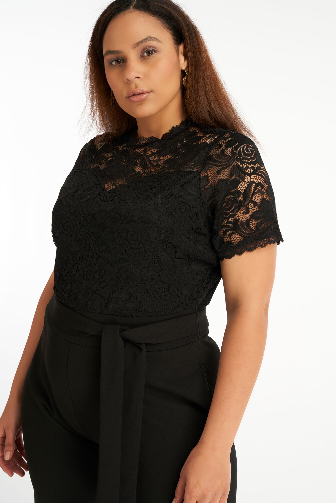 Combinaison &agrave; dentelle image number 5