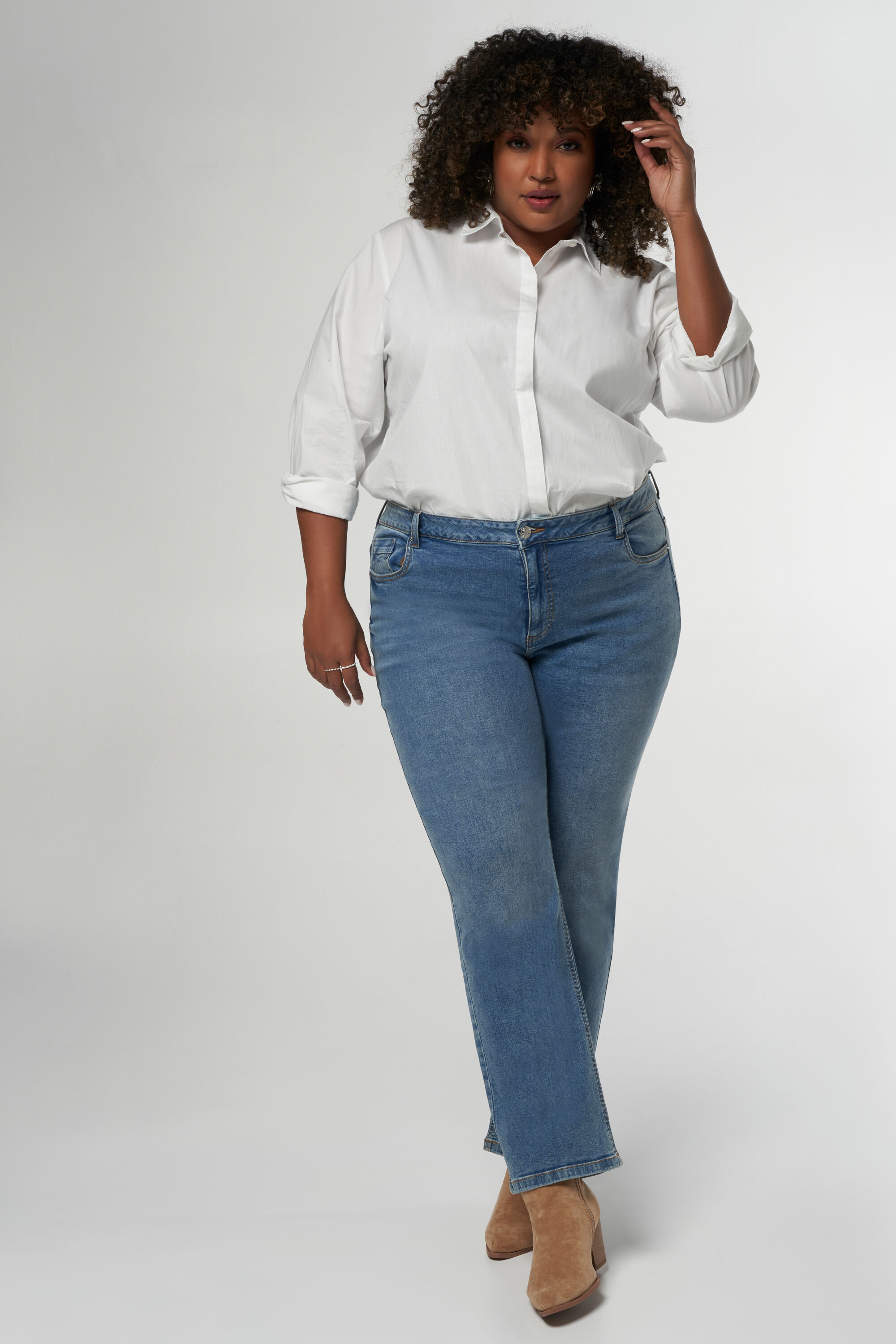 Jean &agrave; jambes droites LILY image number 7