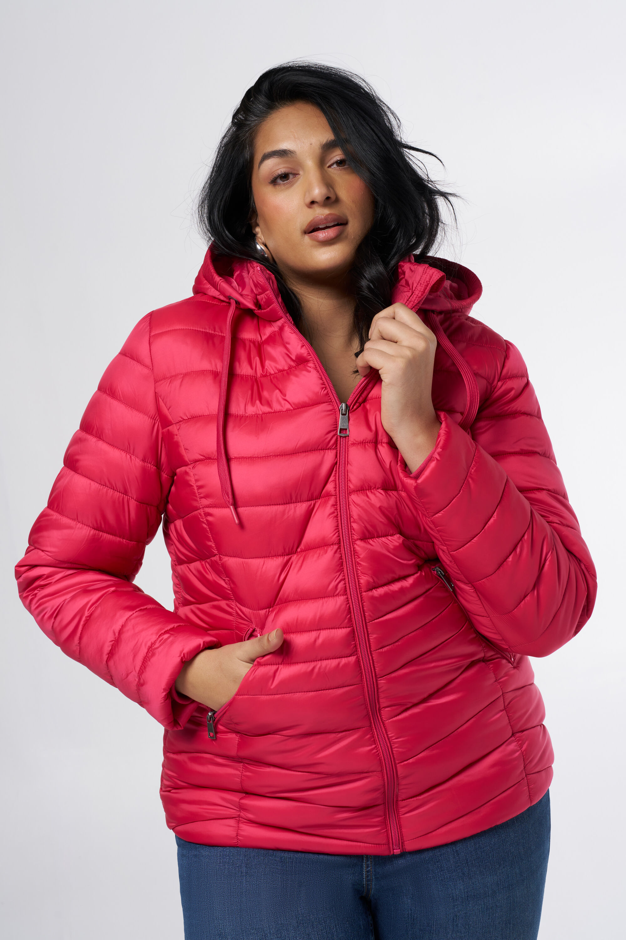 Veste matelass&eacute;e &agrave; capuche  image number 5