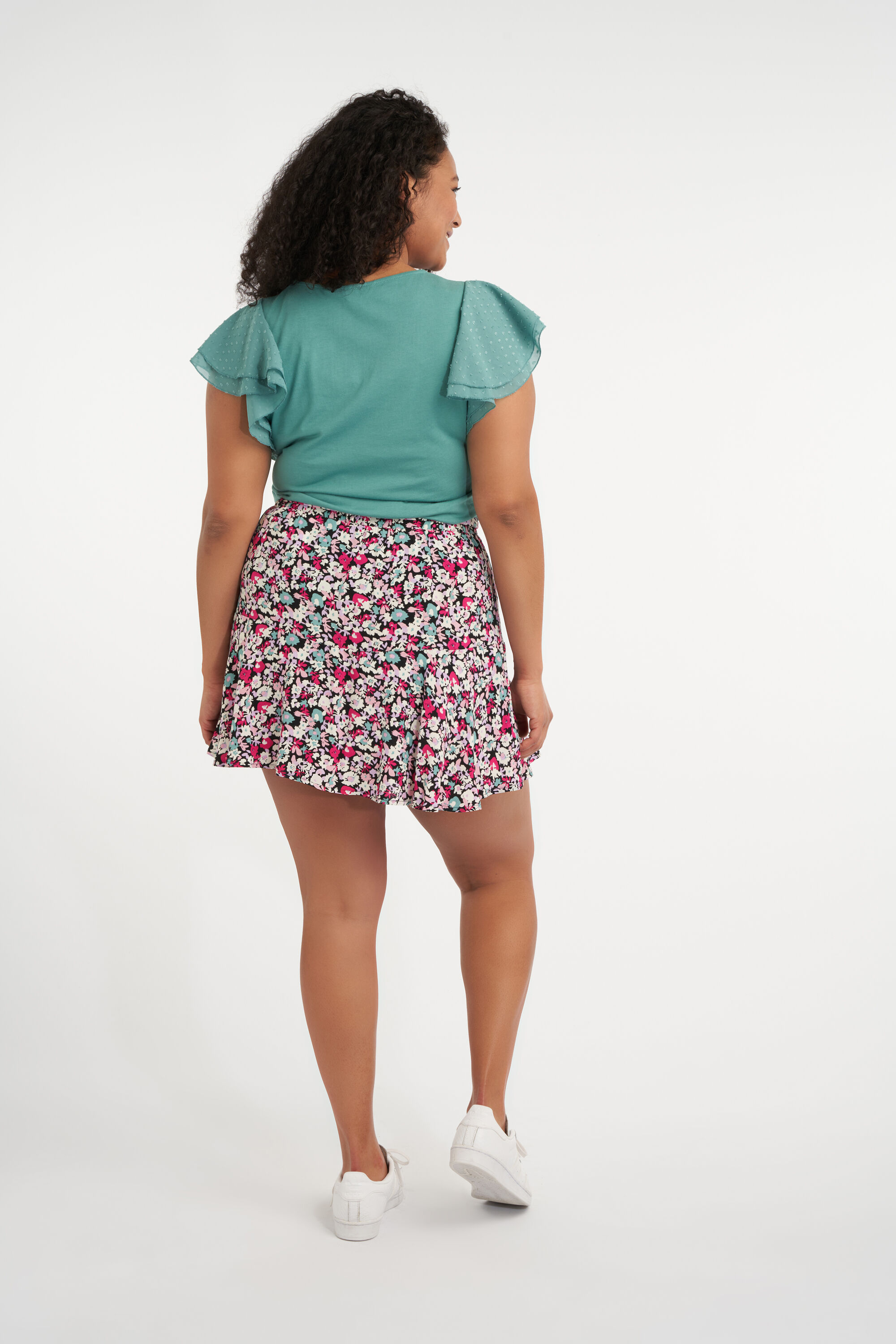 Jupe-short &agrave; ceinture nou&eacute;e image number 4