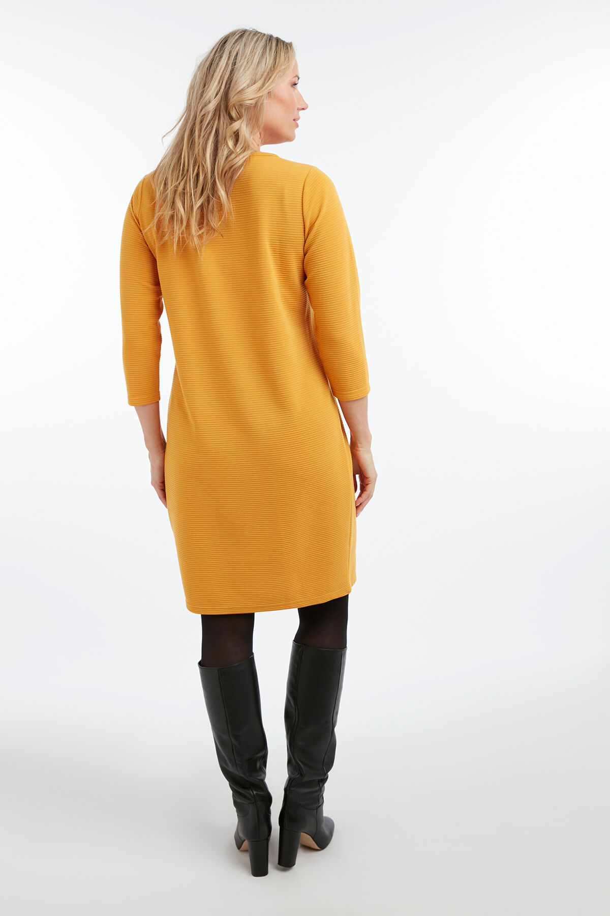 Robe c&ocirc;tel&eacute;e image number 4