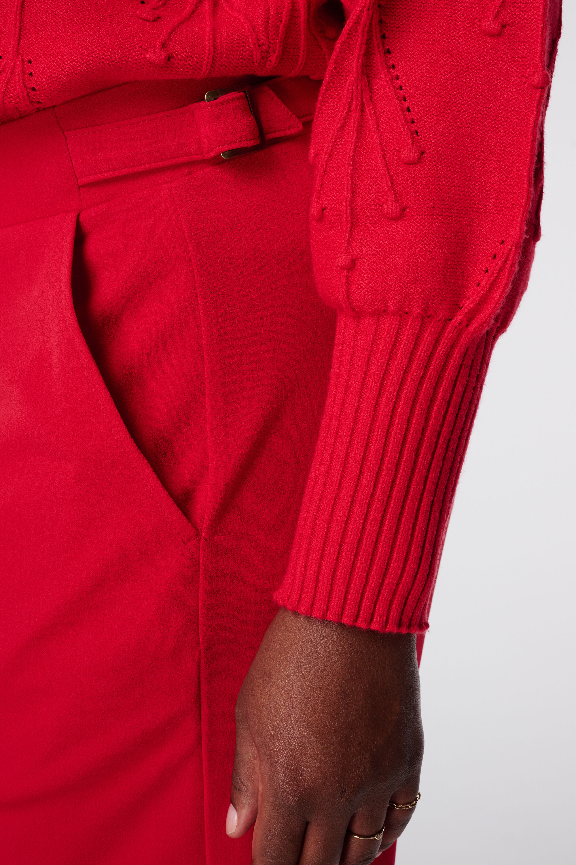 Pantalon droit extensible image number 4