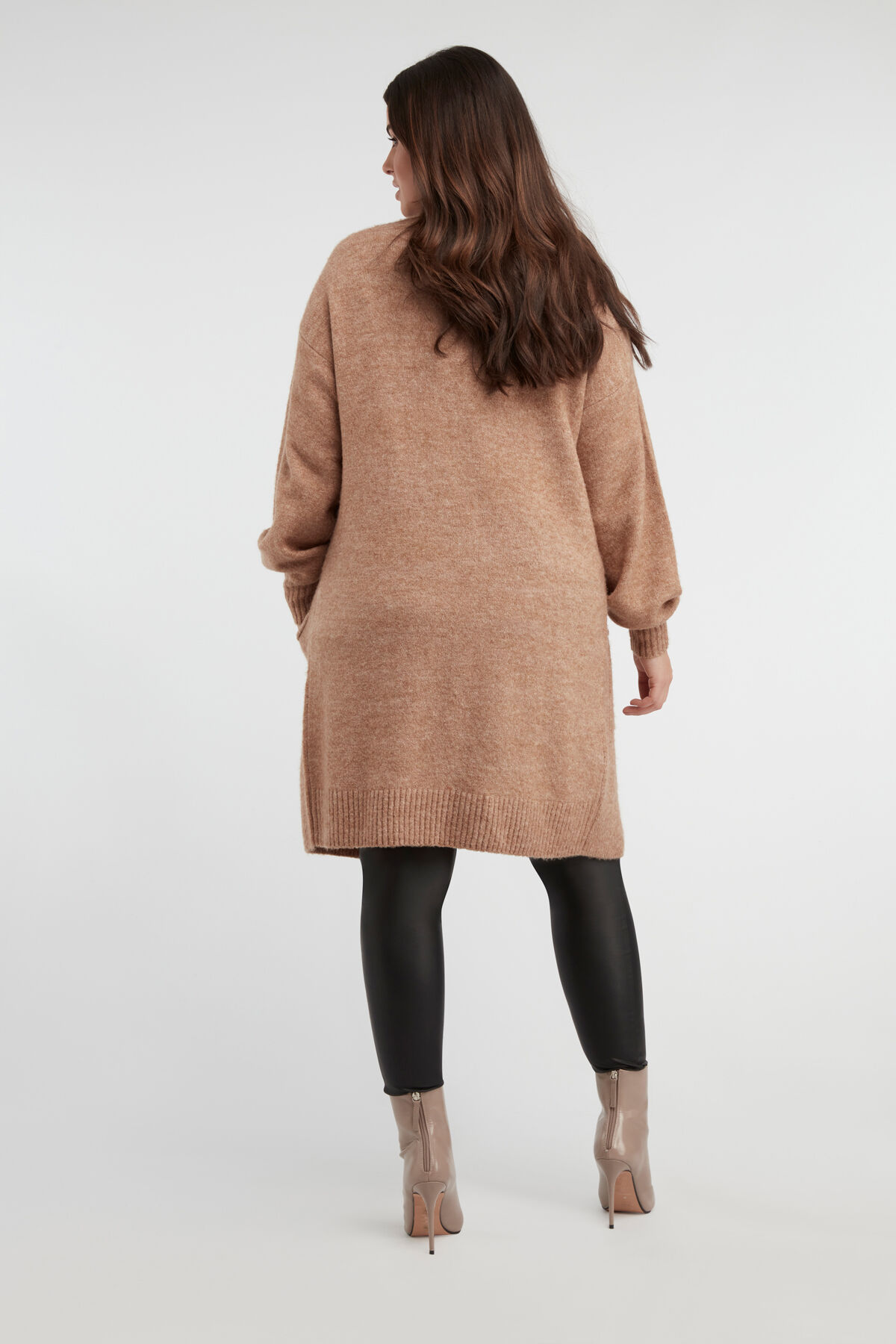 Cardigan image number 3