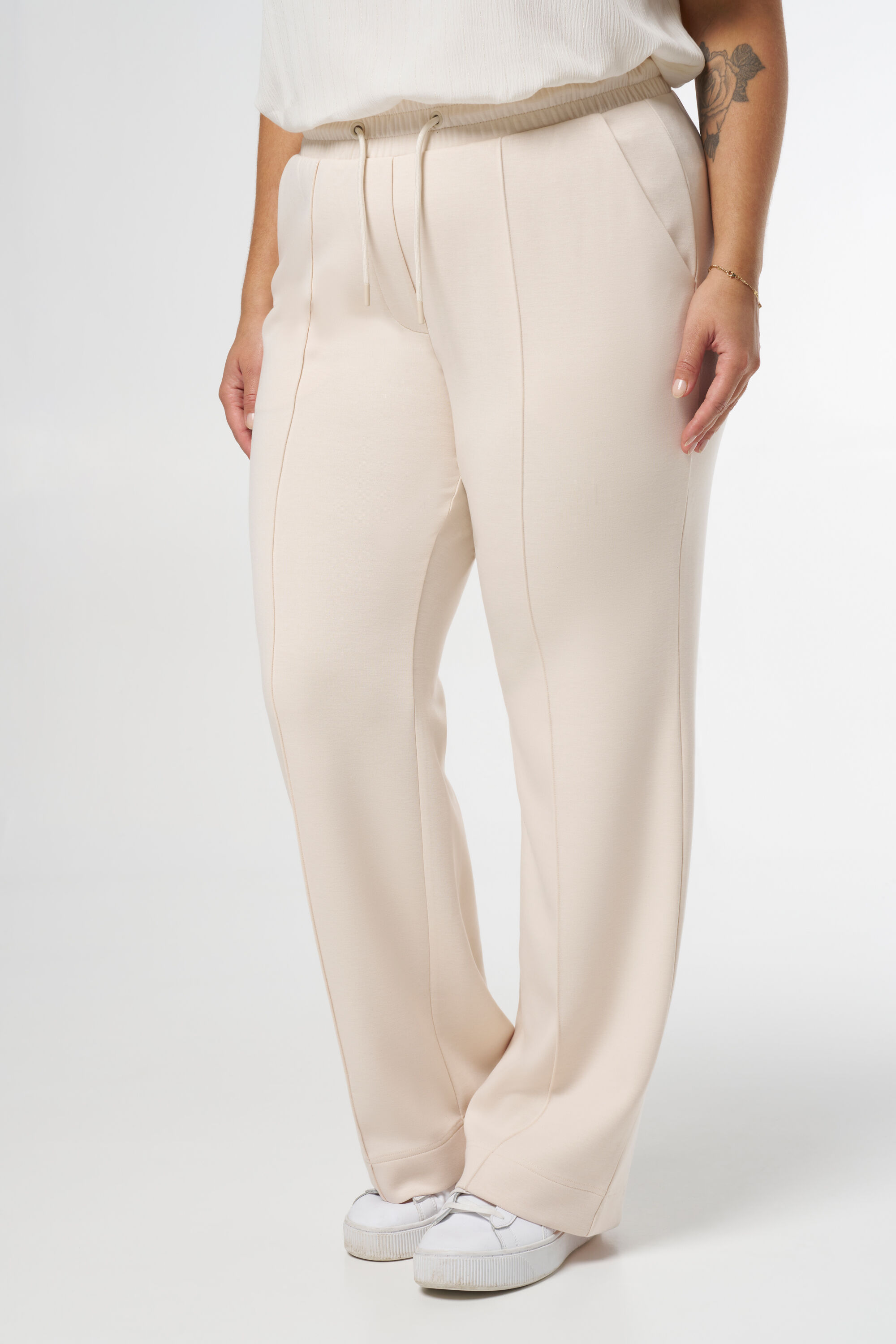 Jean avec couture d&eacute;corative  image number 5