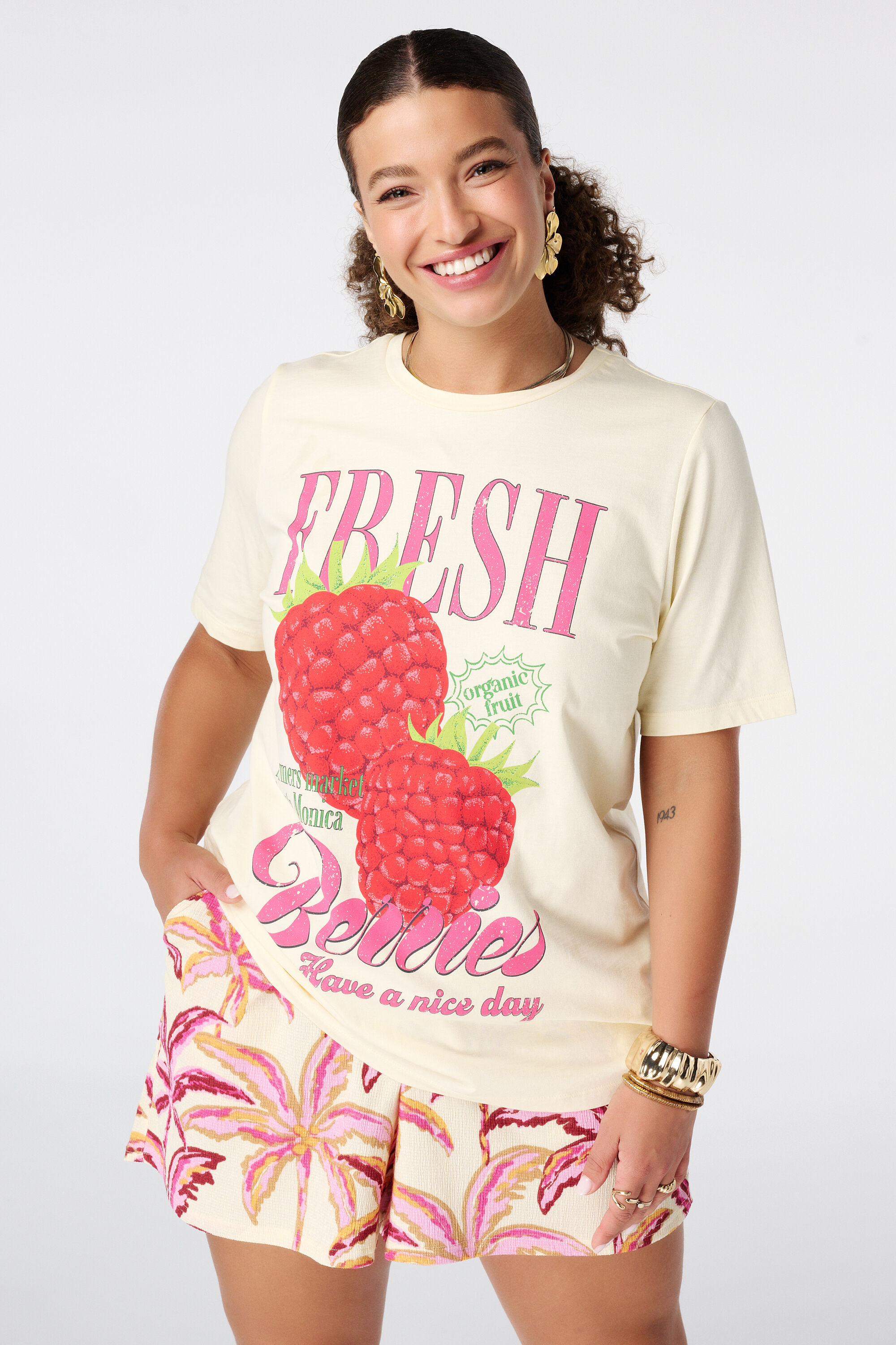 T-shirt avec texte image number 0