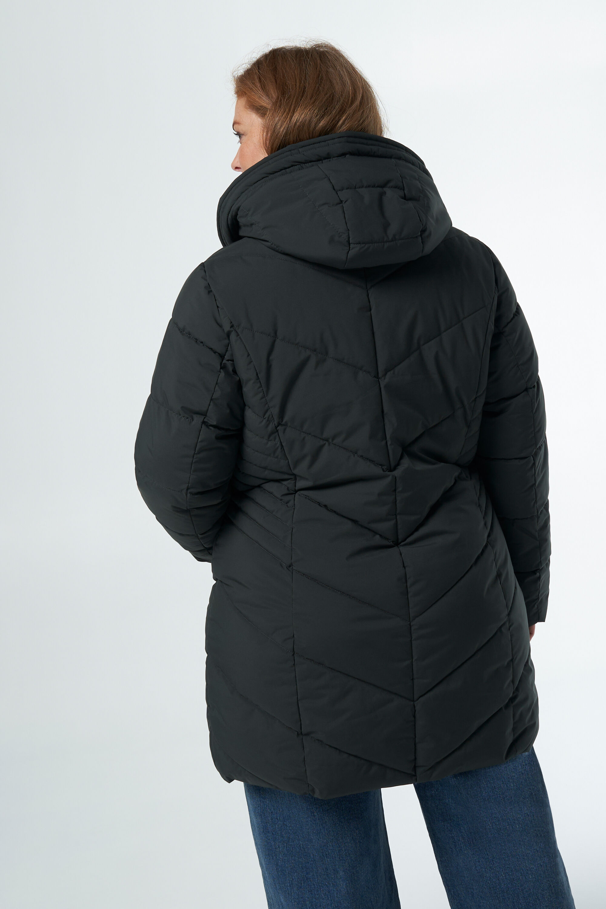 Veste matelass&eacute;e avec coutures fantaisie image number 3