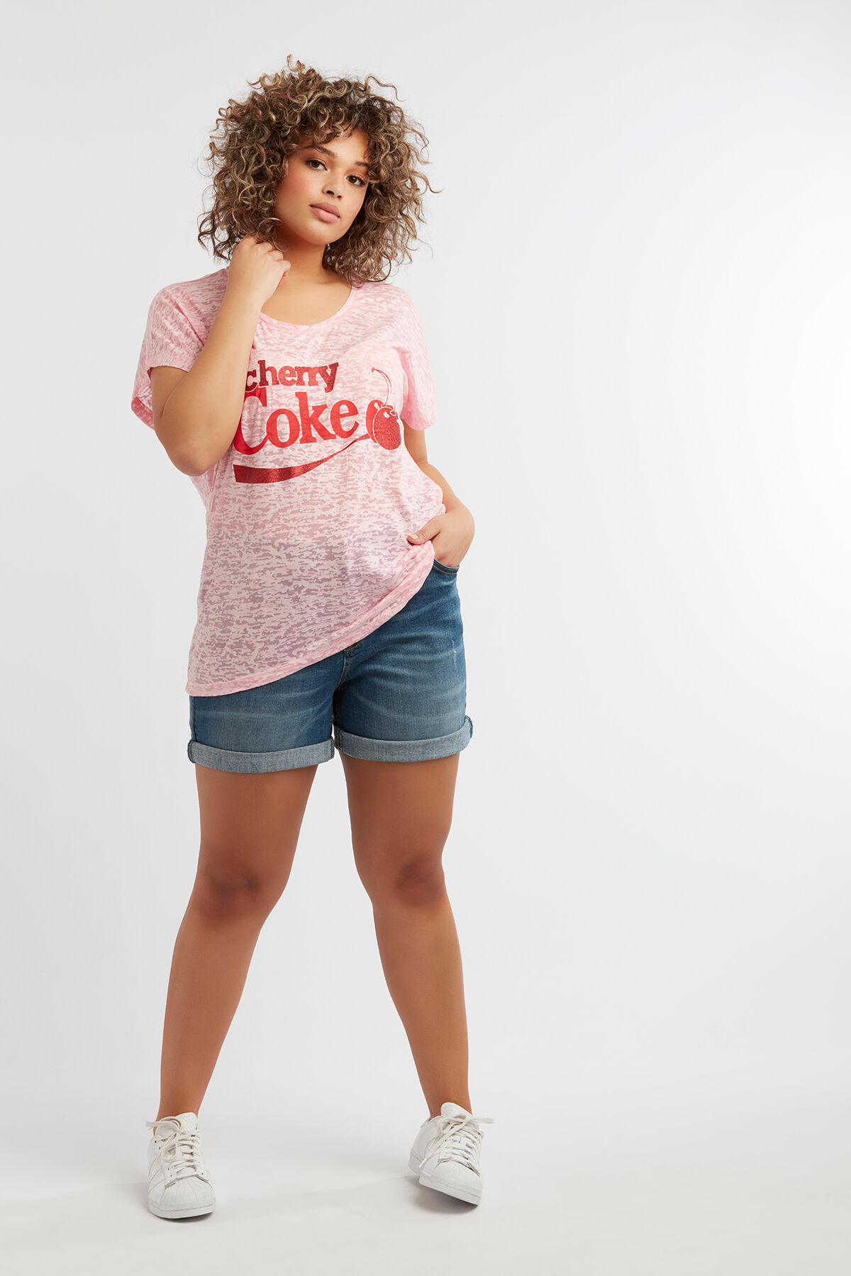 T-shirt imprim&eacute; image number 5