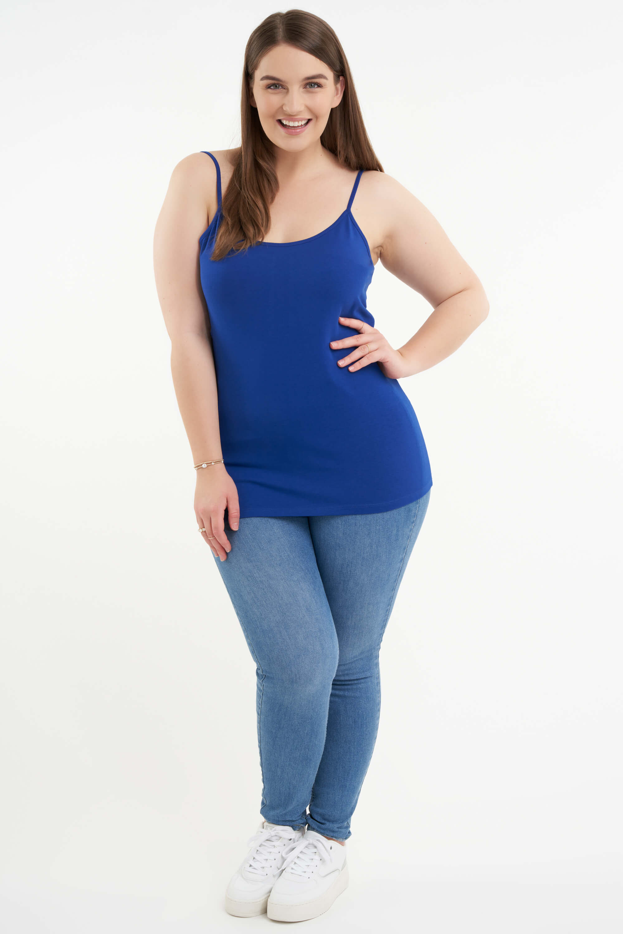 Haut &agrave; bretelles fines image number 6