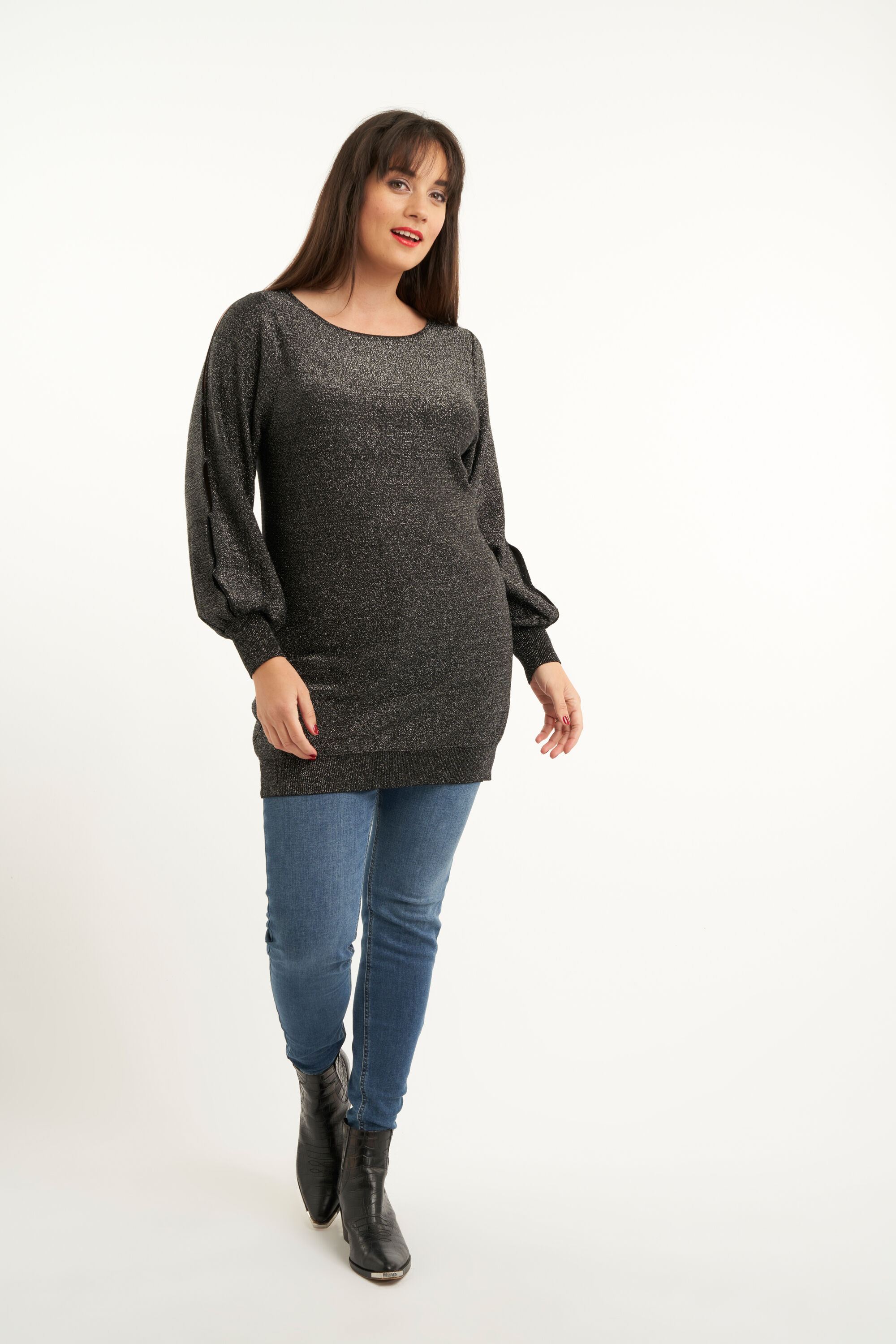 Pull long &agrave; paillettes image number 5