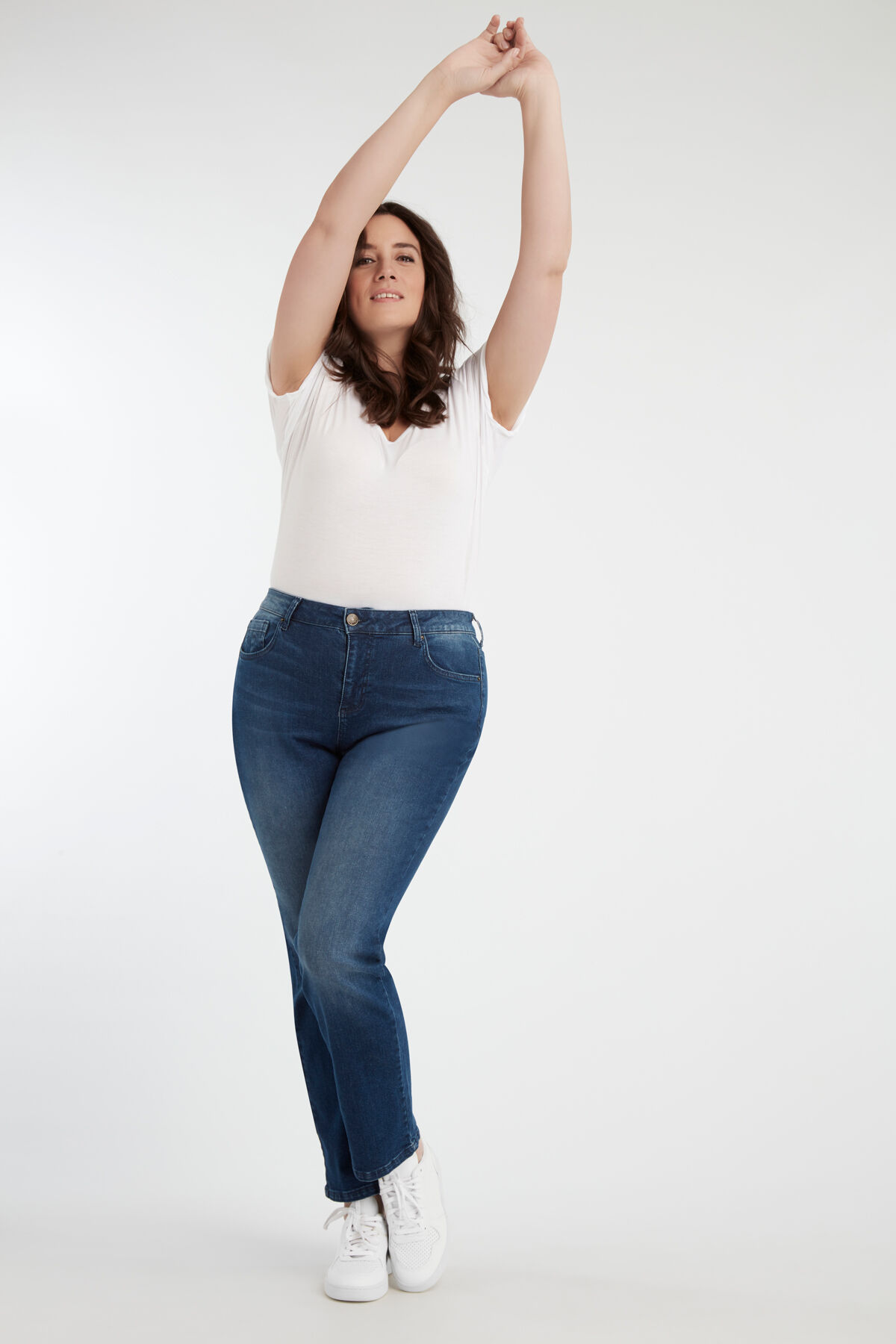 Jeans jambe droite LILY   image number 7